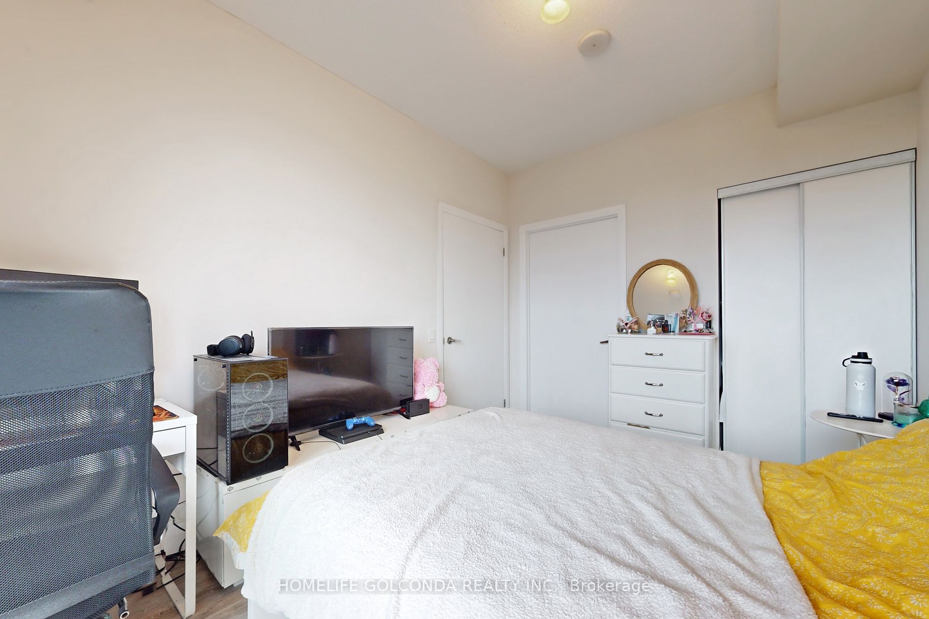 22 East Haven Dr E, #728