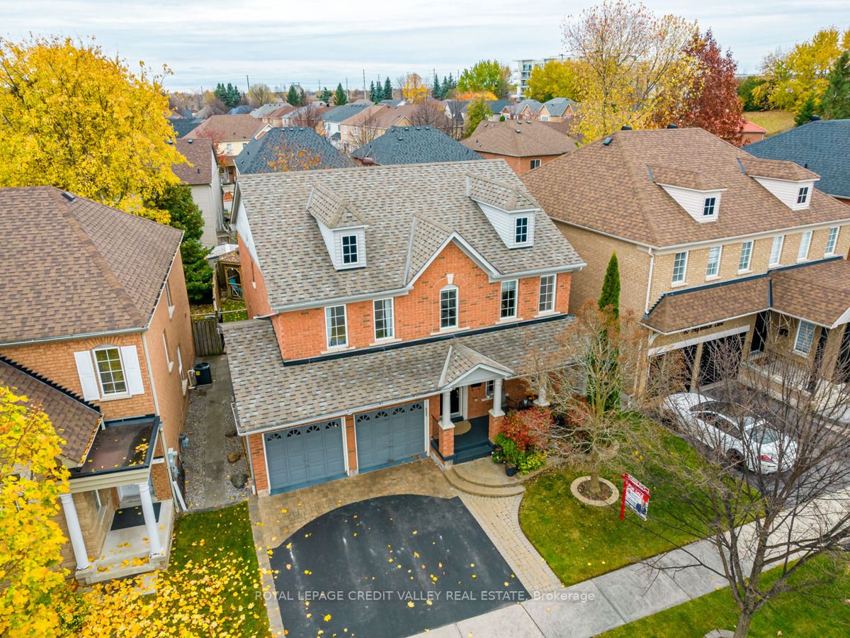 43 Hopkinson Cres