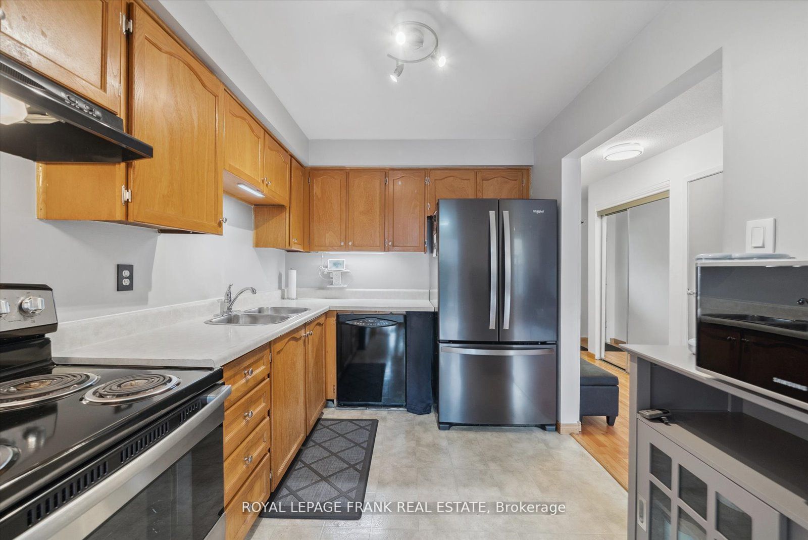 5 Greenfield Cres