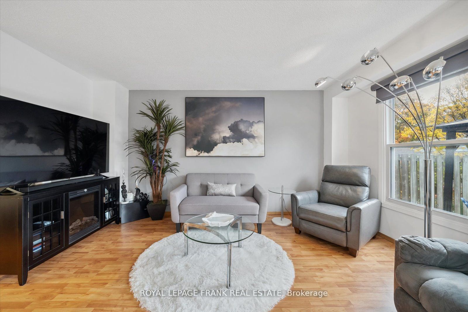 5 Greenfield Cres