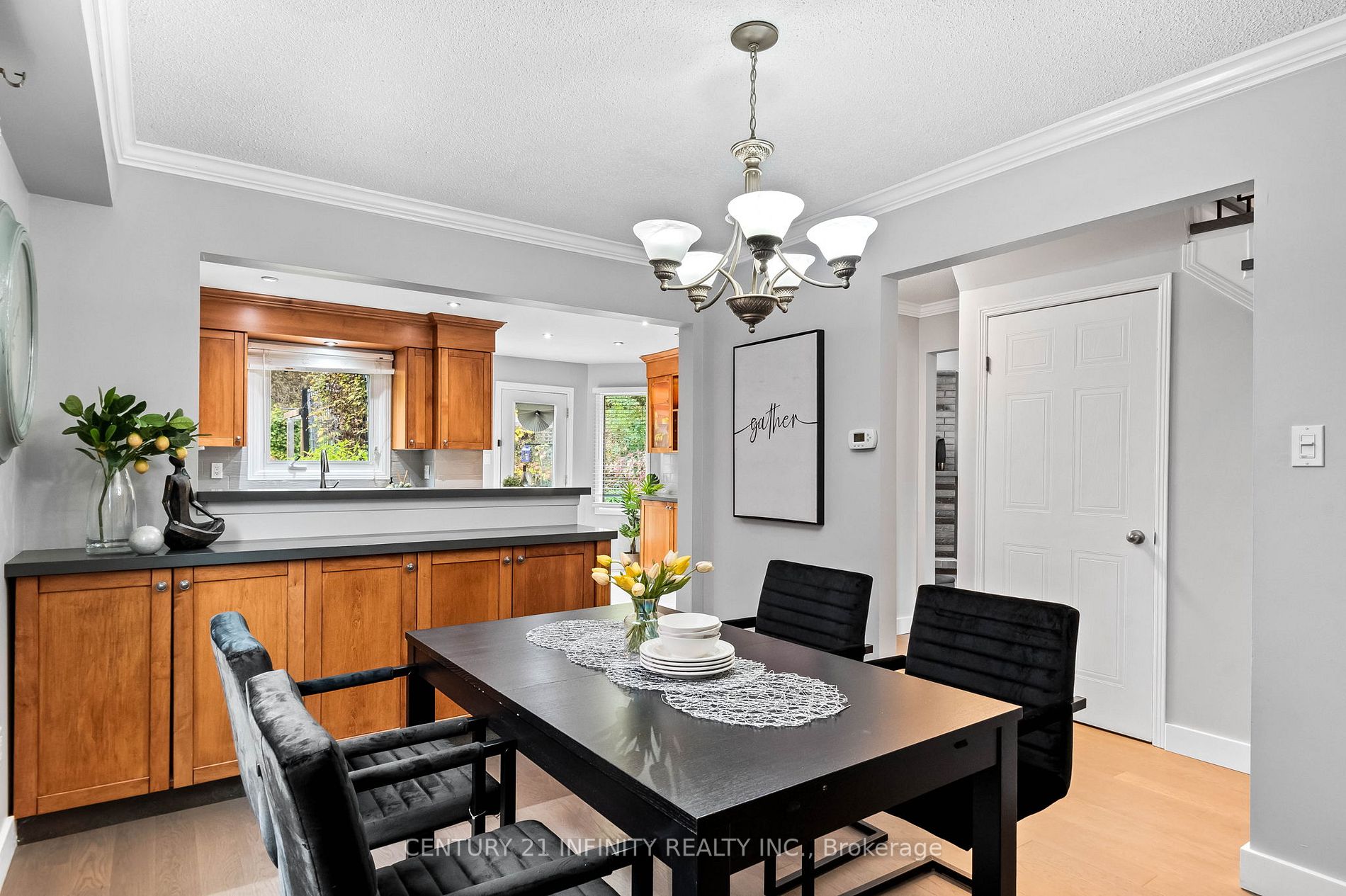 103 Ravenscroft Rd