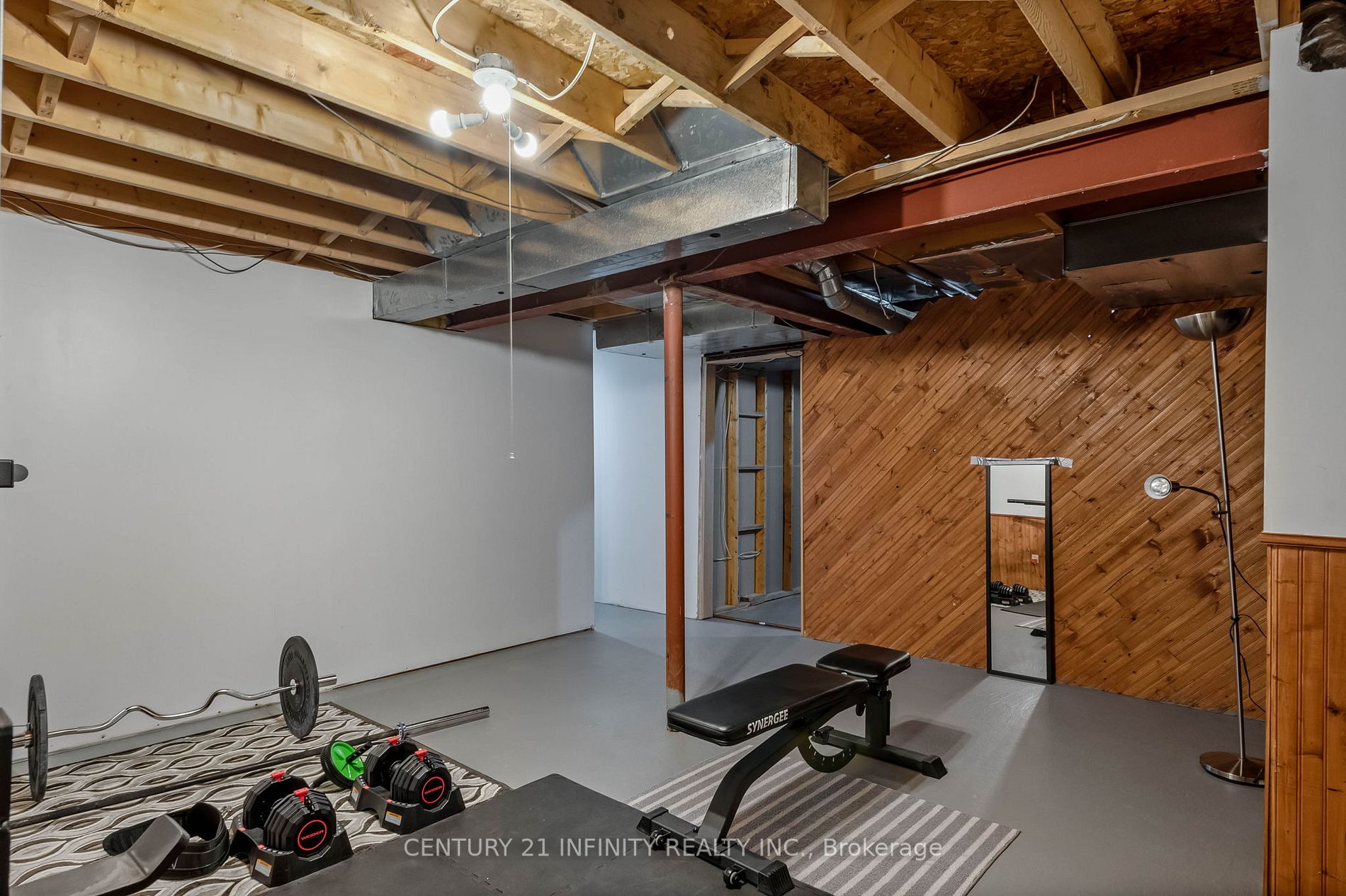 103 Ravenscroft Rd