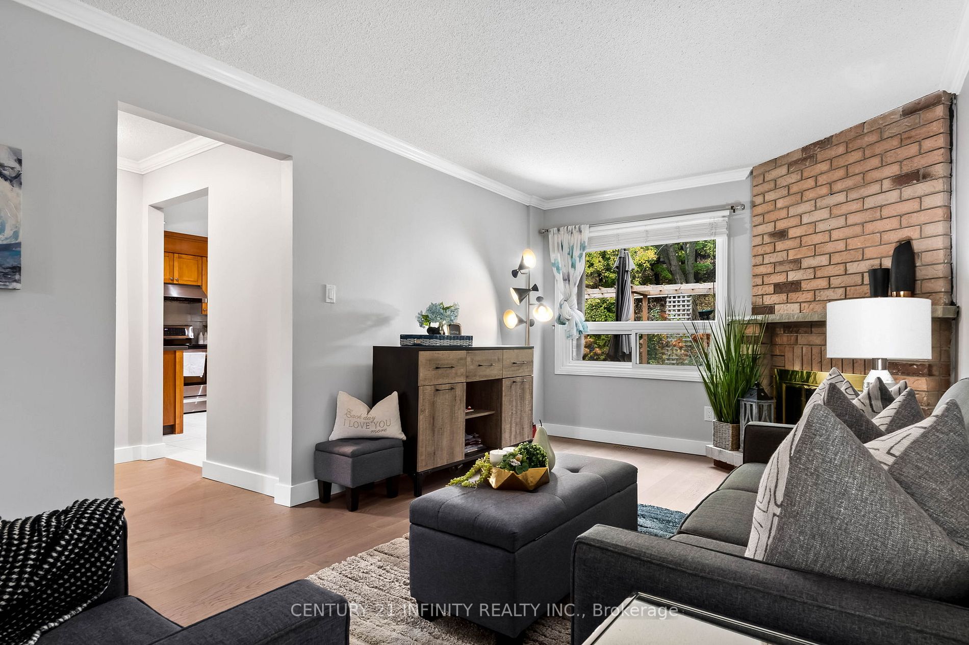 103 Ravenscroft Rd