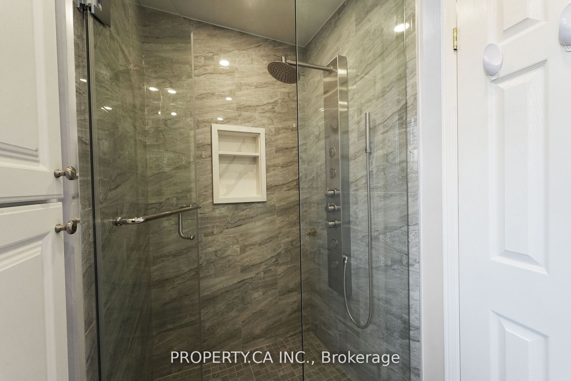 2 Hedge End Rd, #129