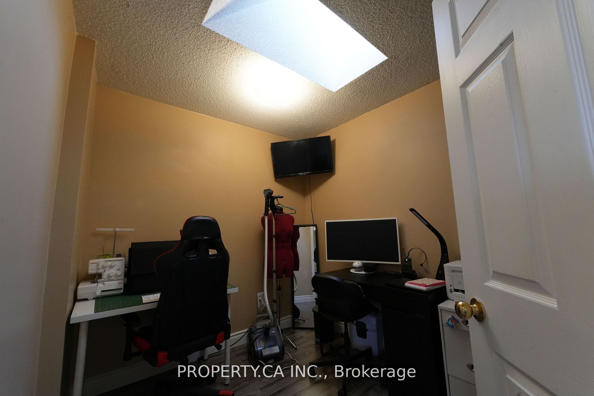 2 Hedge End Rd, #129
