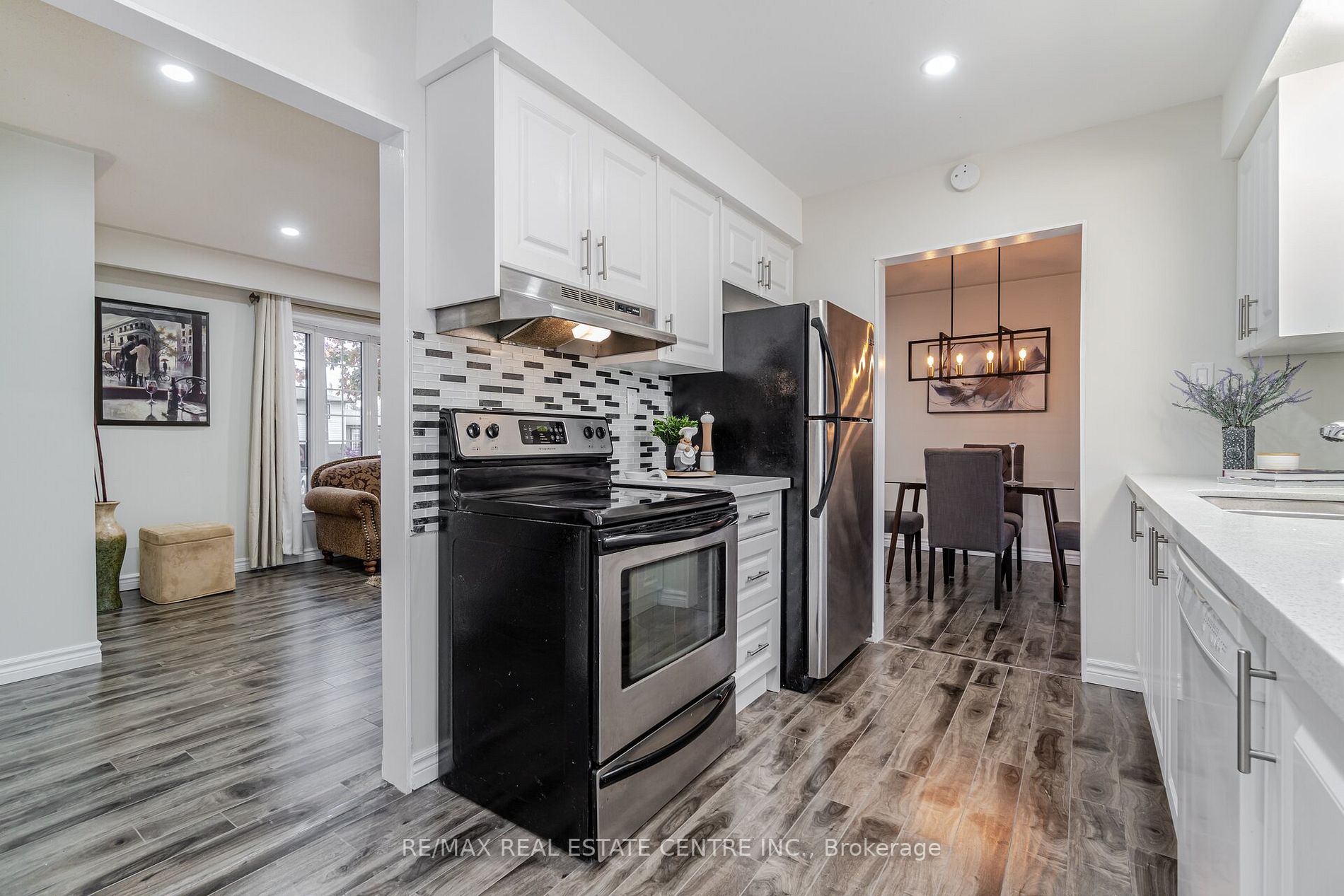 54 Gregory Rd