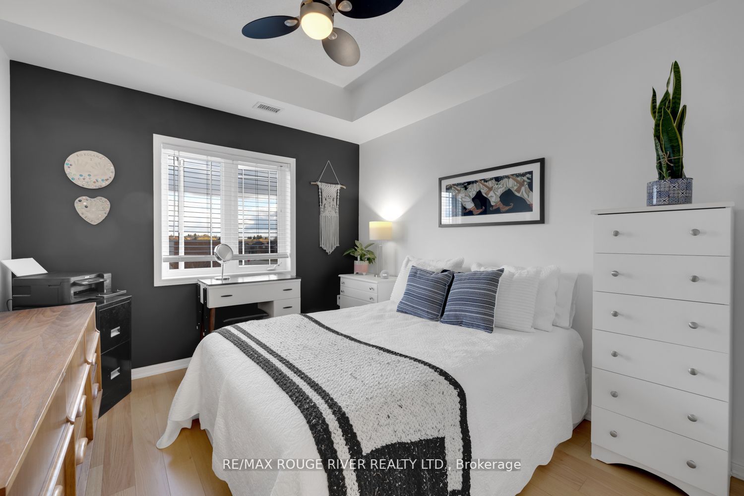 1 Sidney Lane, #203