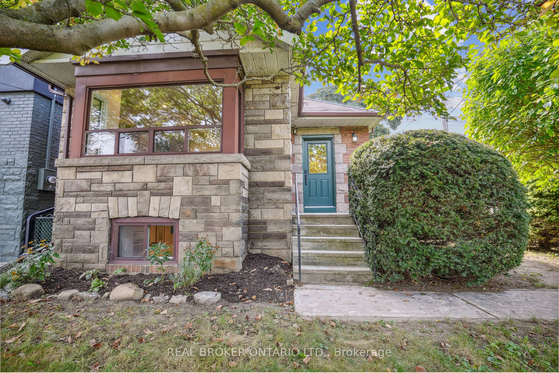 75 Rivercourt Blvd