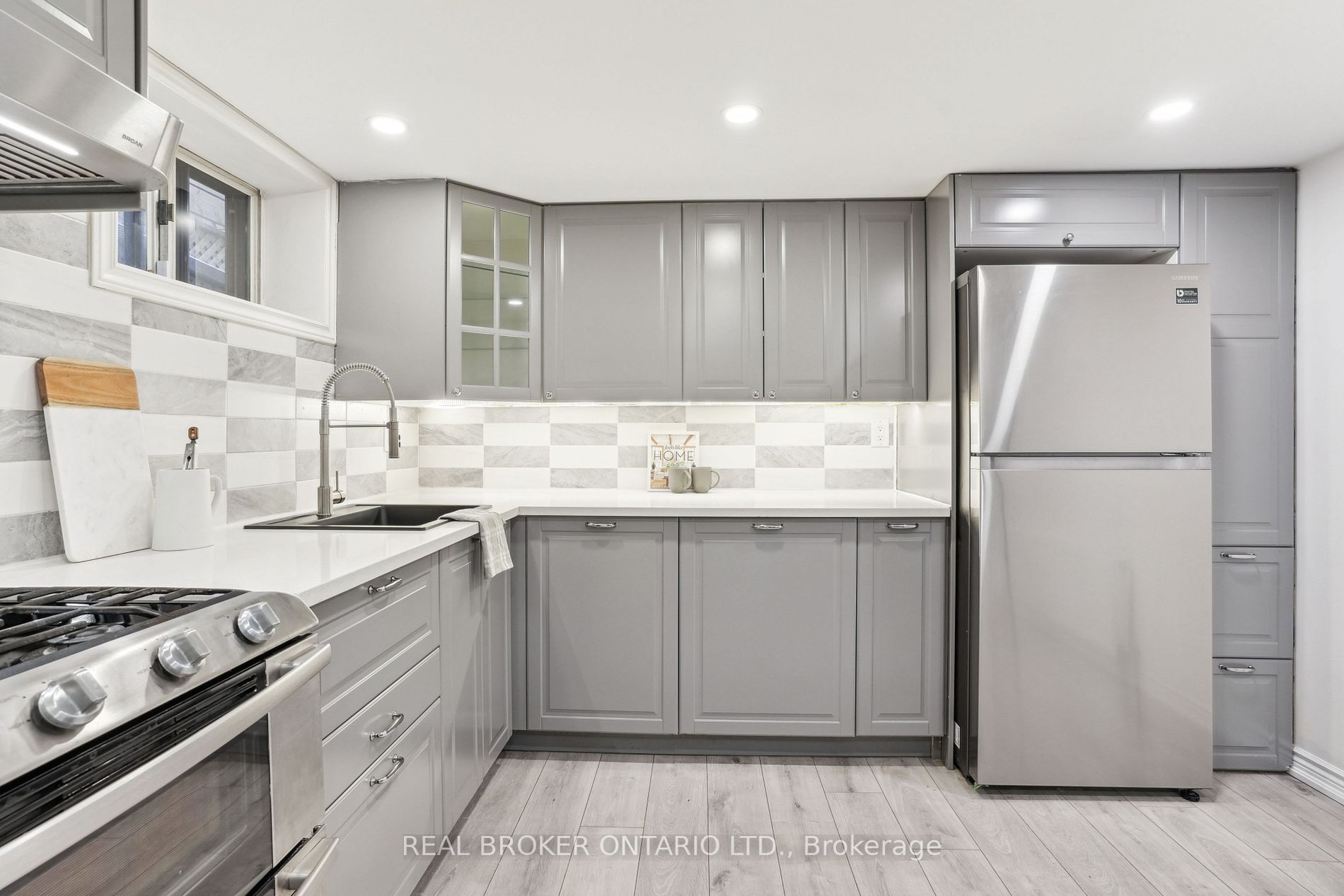 75 Rivercourt Blvd