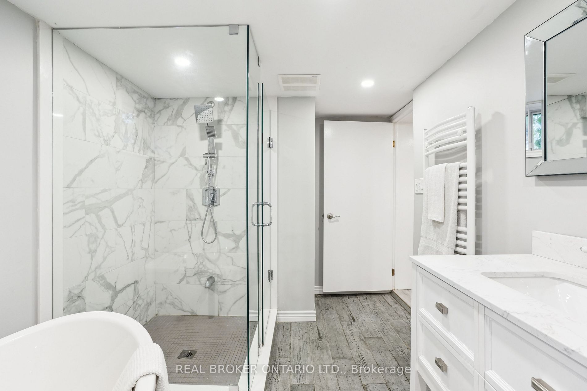 75 Rivercourt Blvd