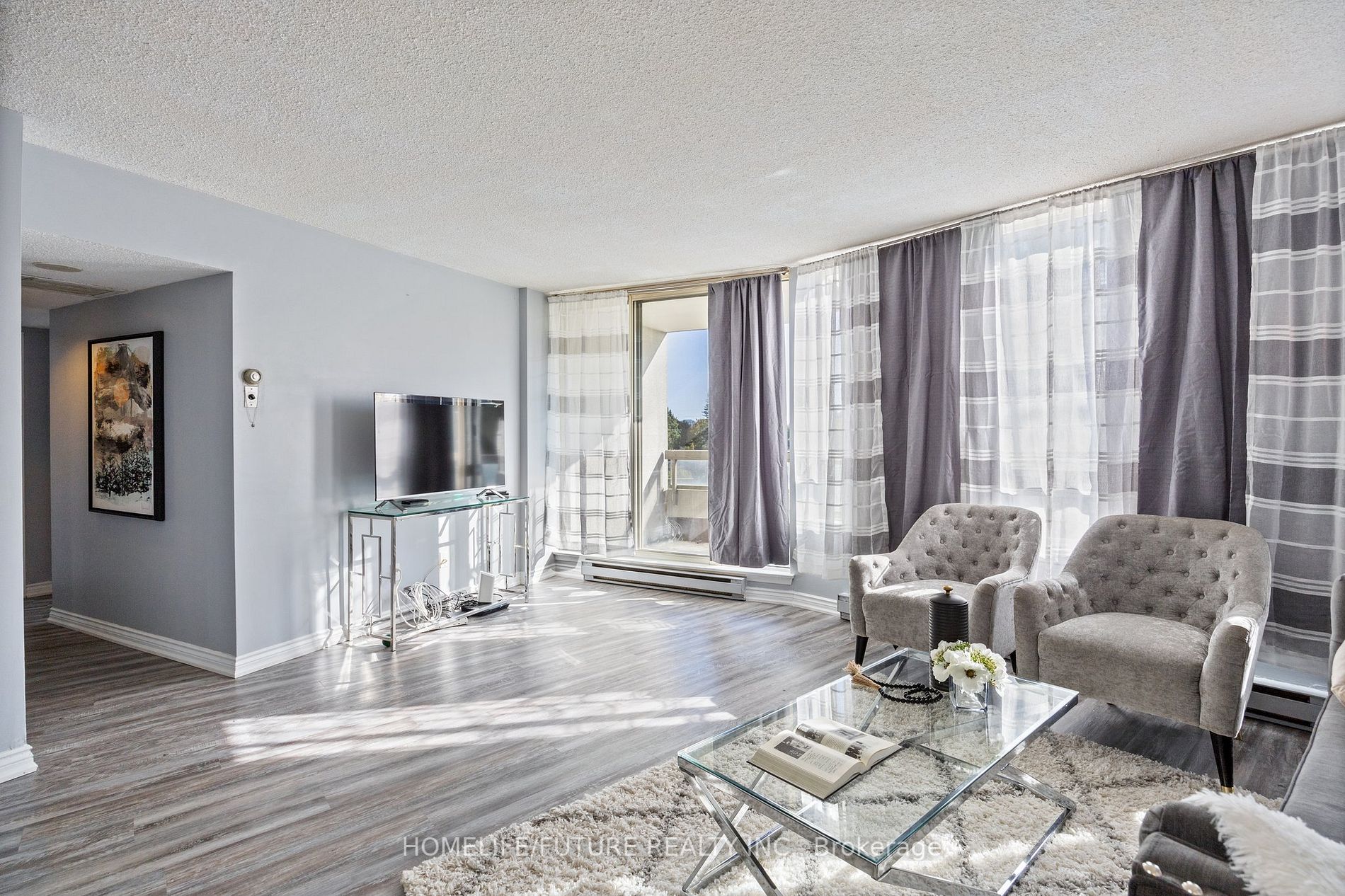 150 Alton Towers Circle, #201