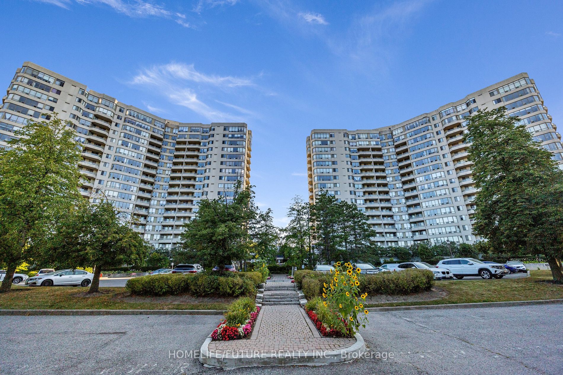 150 Alton Towers Circle, #201