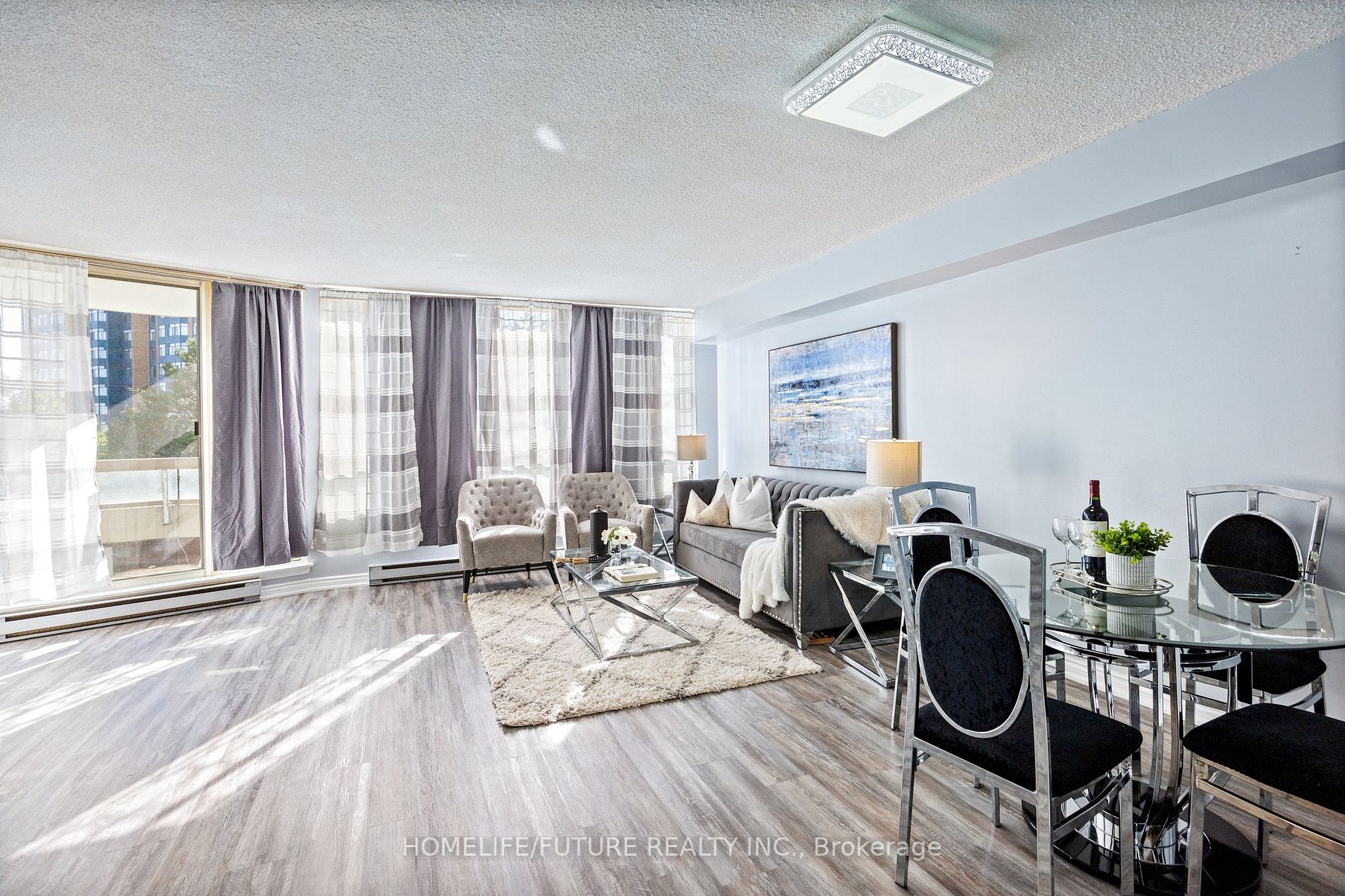 150 Alton Towers Circle, #201