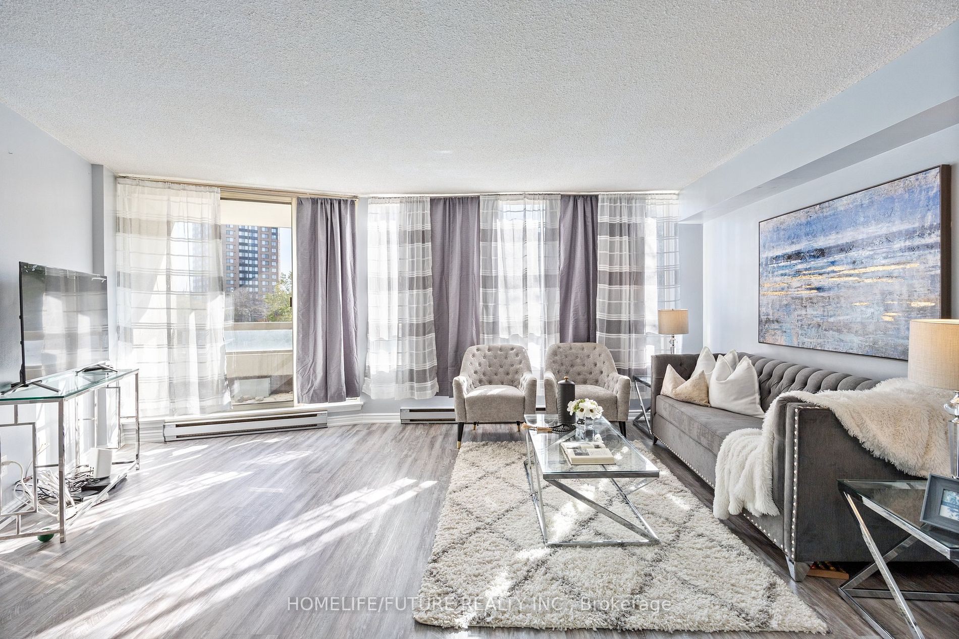 150 Alton Towers Circle, #201