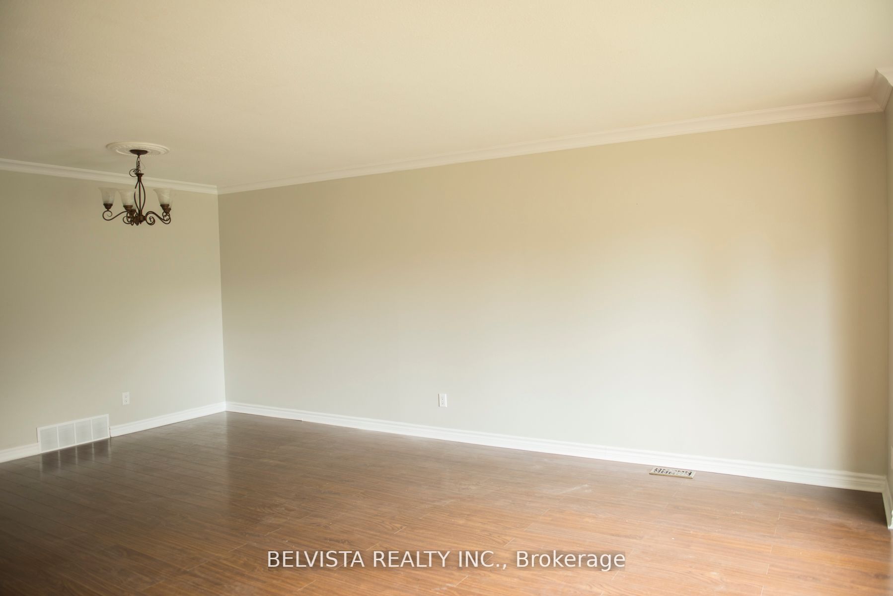 50 Dreyer Dr E