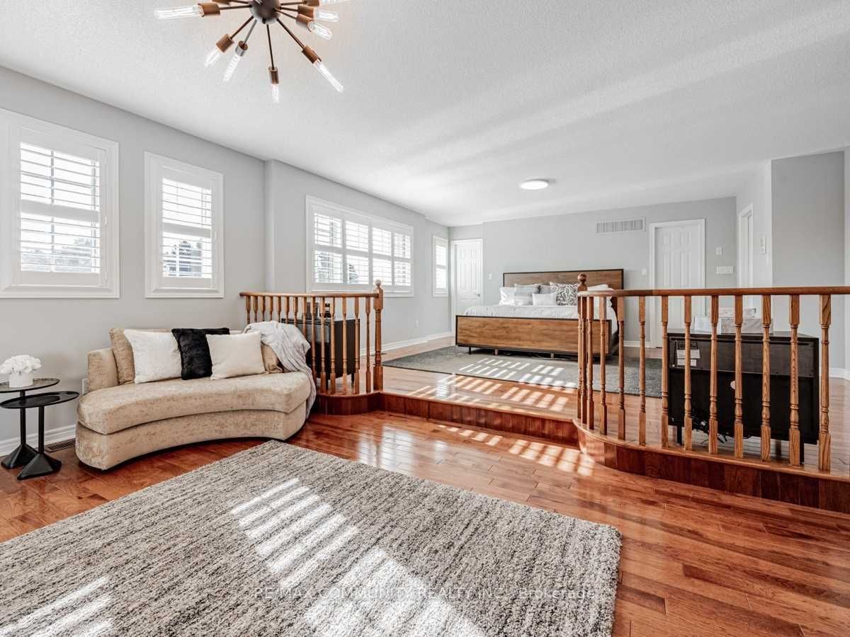 49 Roberson Dr