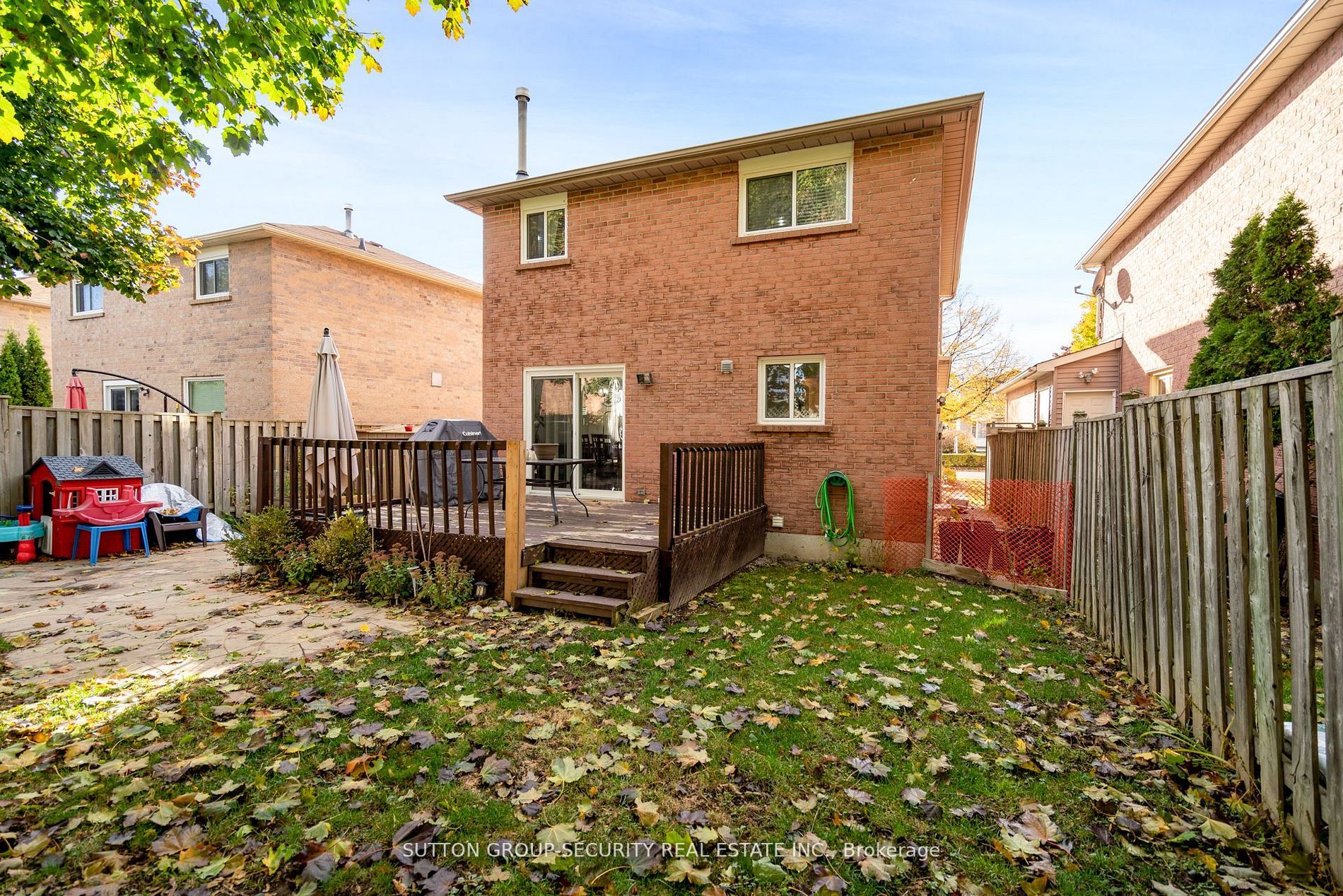 178 Large Cres