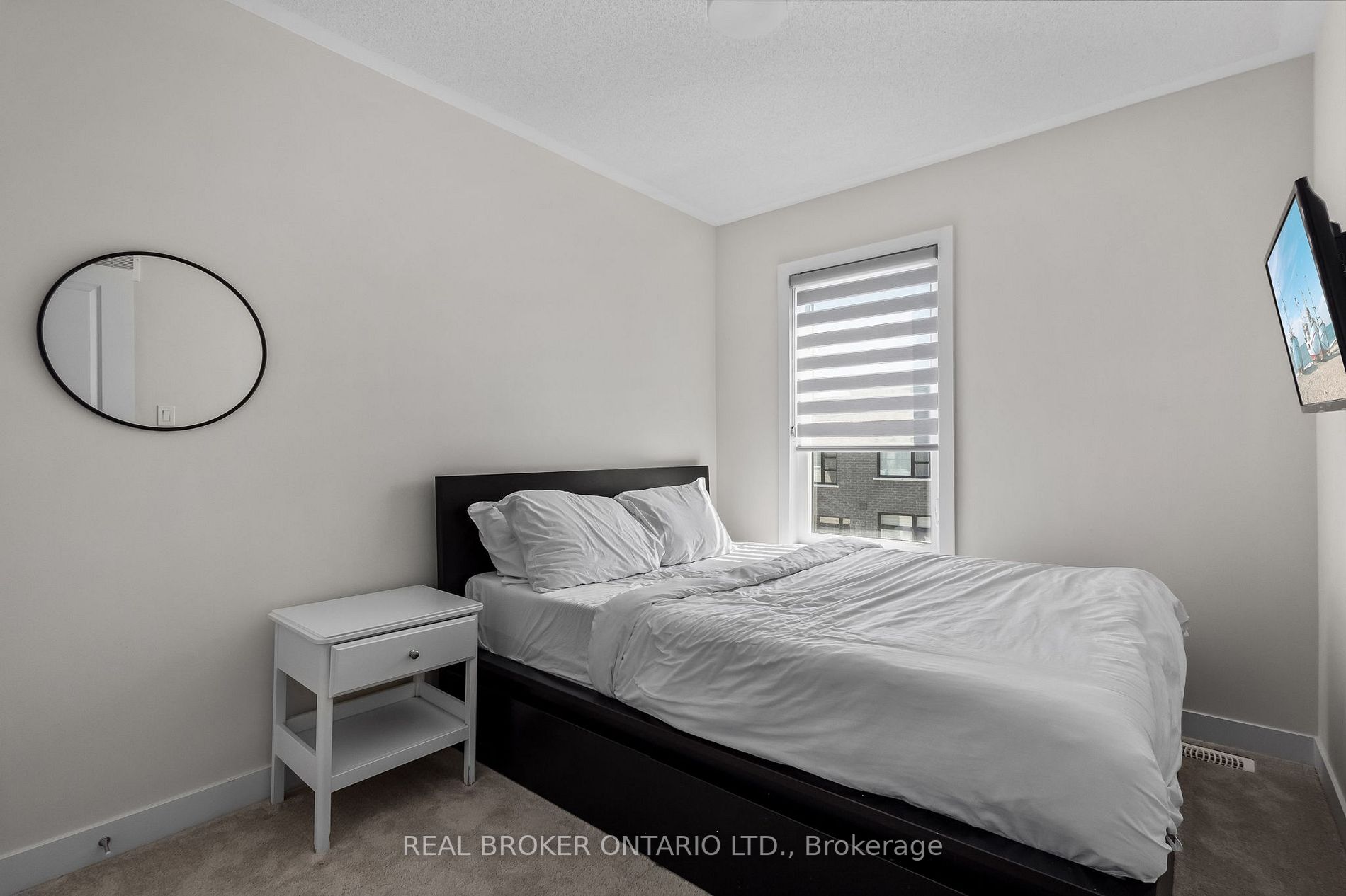 2520 Castlegate Crossing Dr