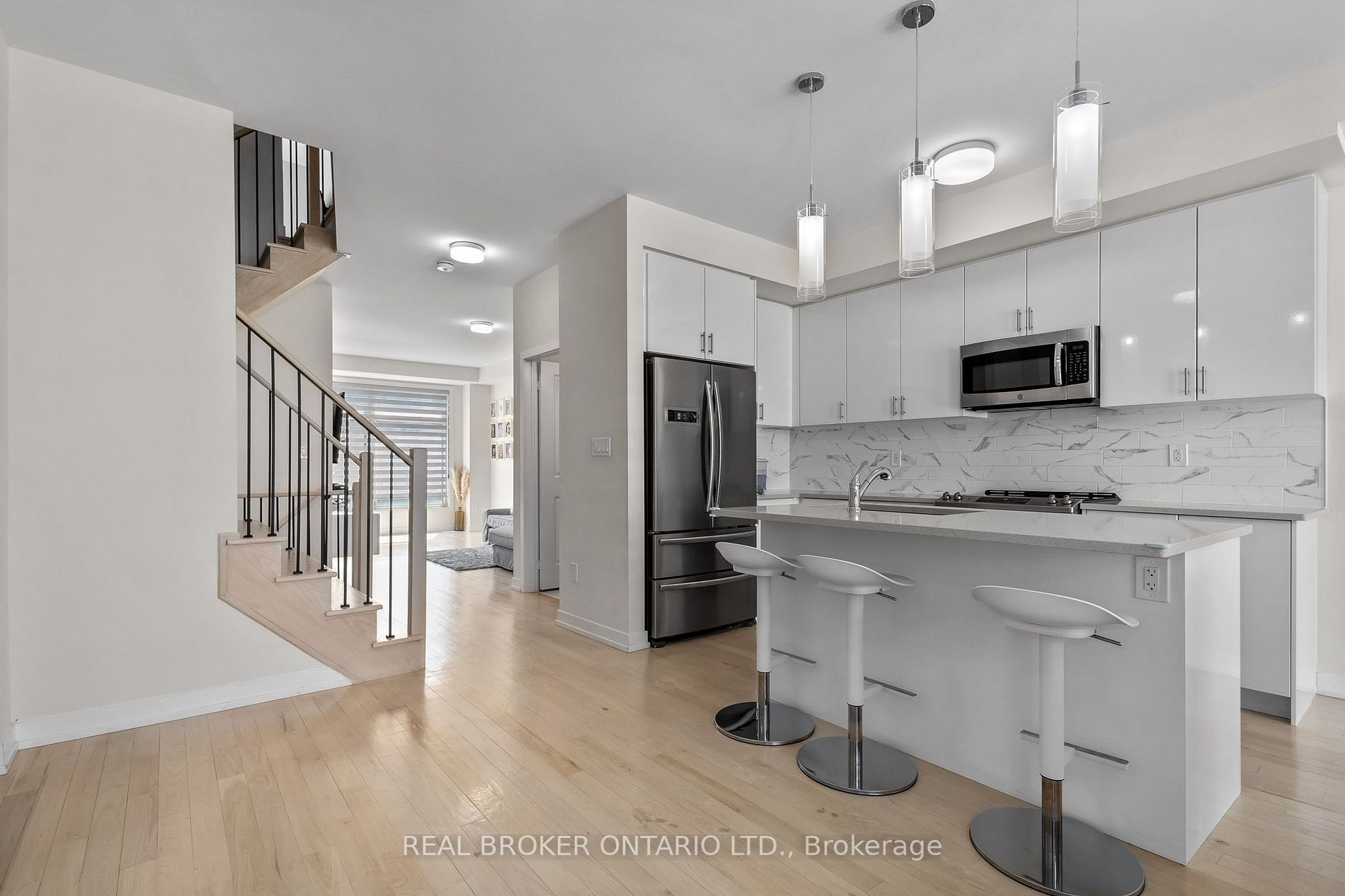 2520 Castlegate Crossing Dr