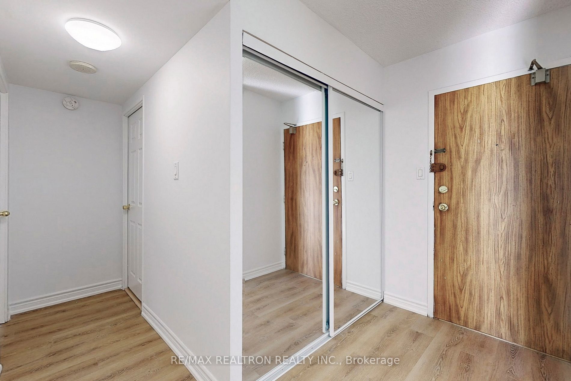 121 Trudelle St, #1205