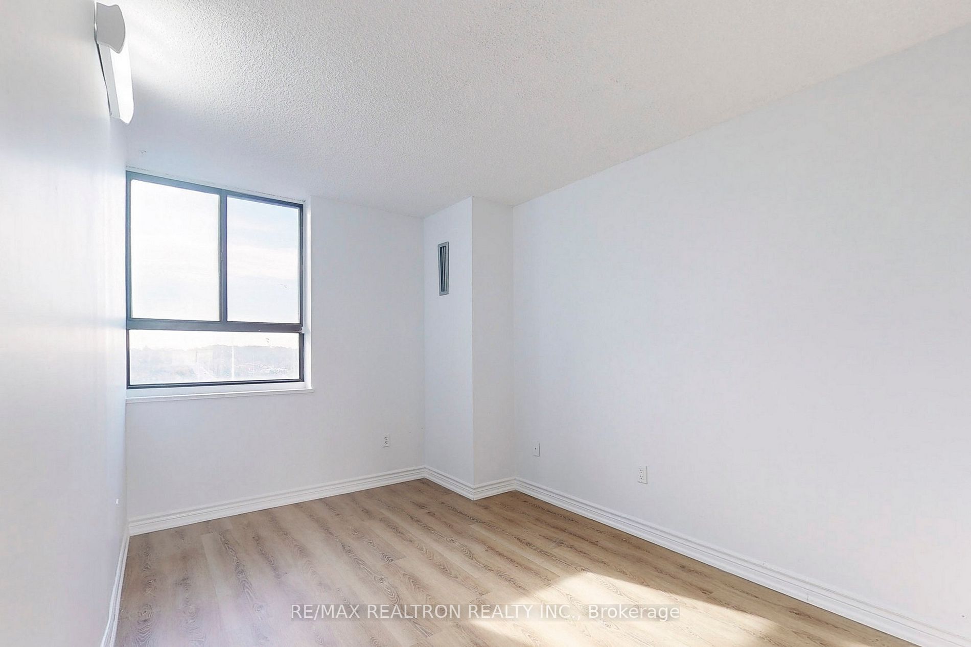 121 Trudelle St, #1205