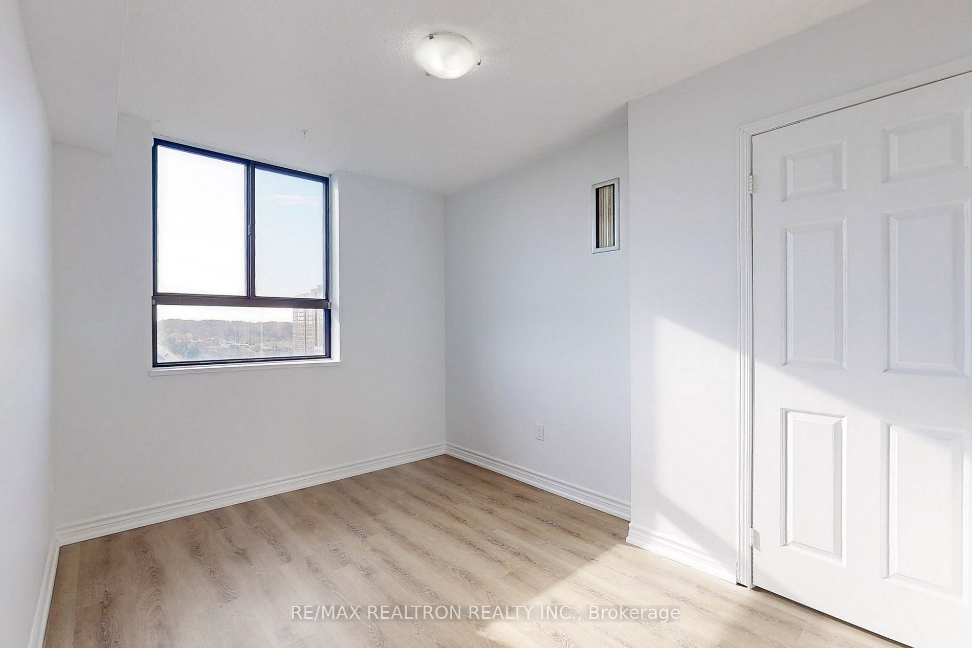 121 Trudelle St, #1205