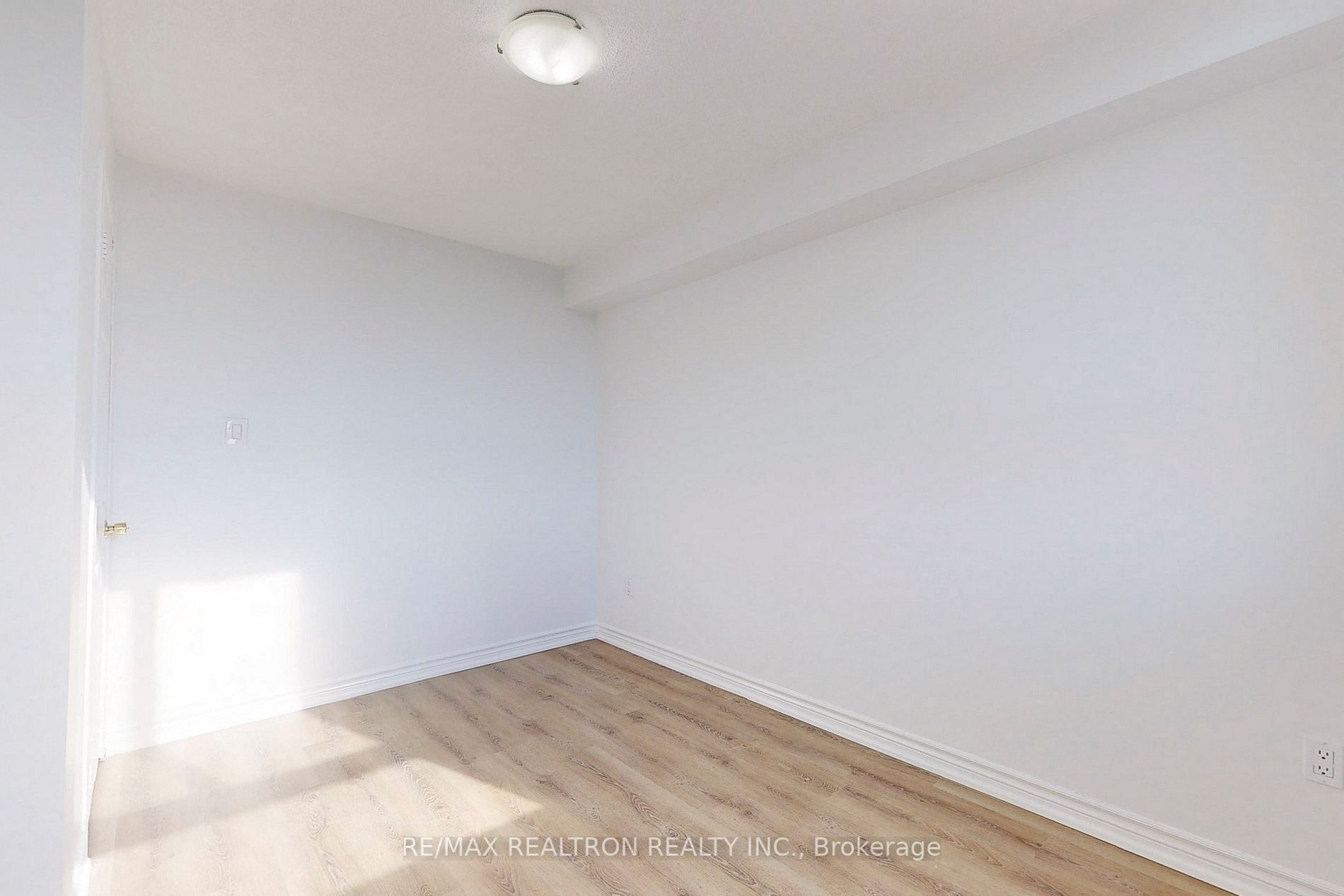 121 Trudelle St, #1205