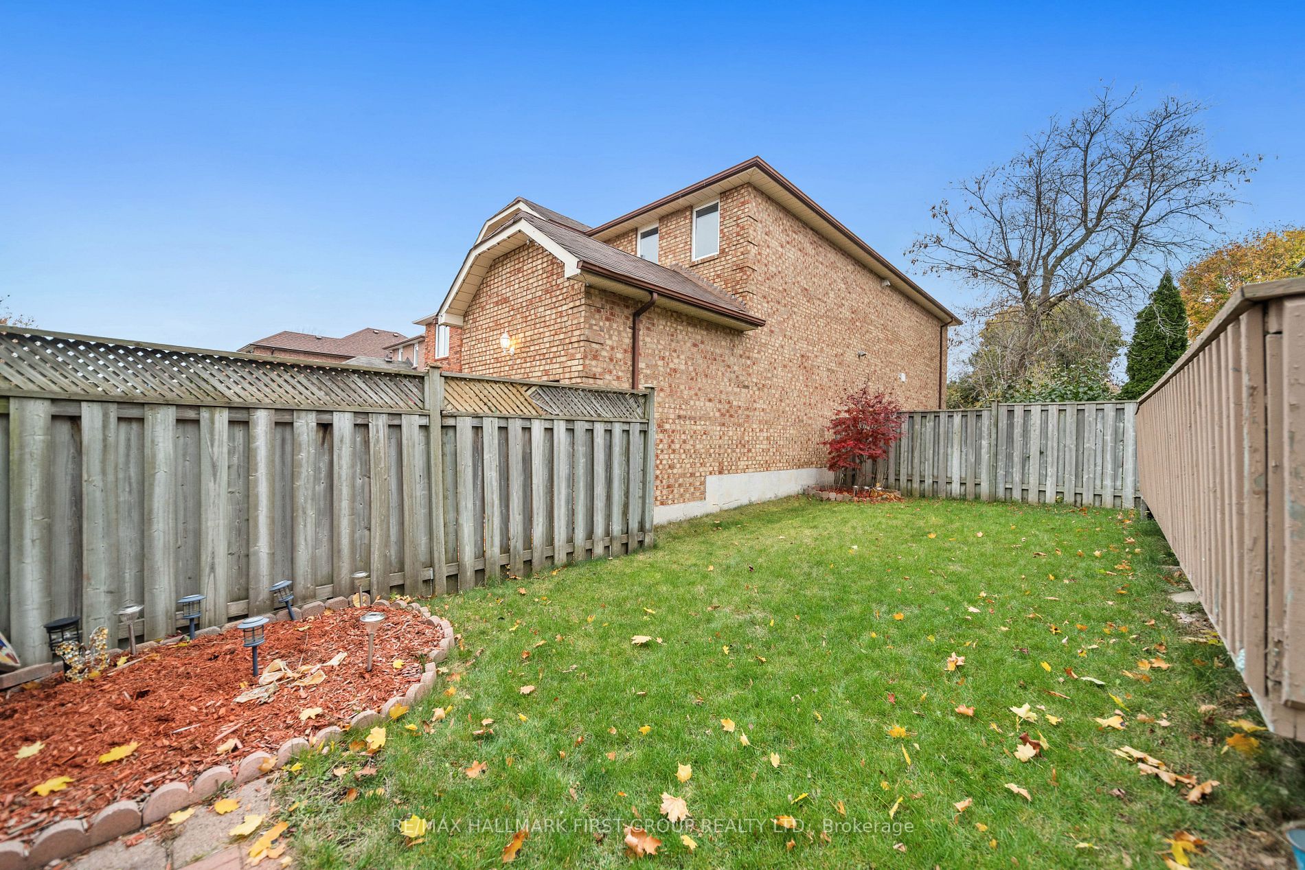 21 Doric St