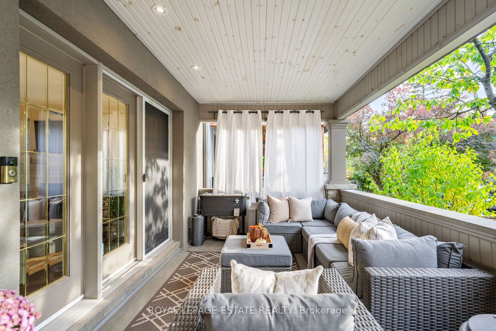 329 Willow Ave