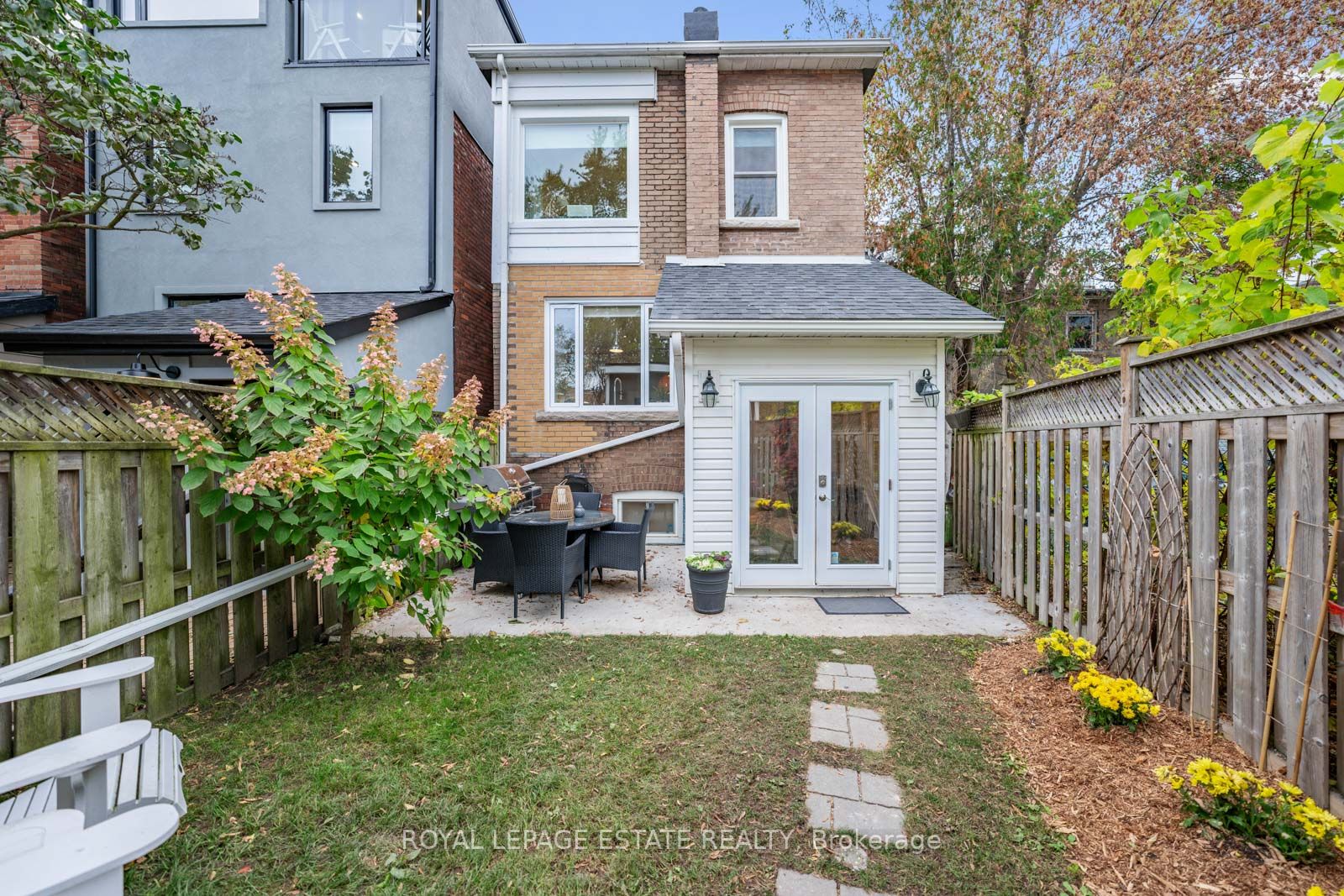 329 Willow Ave