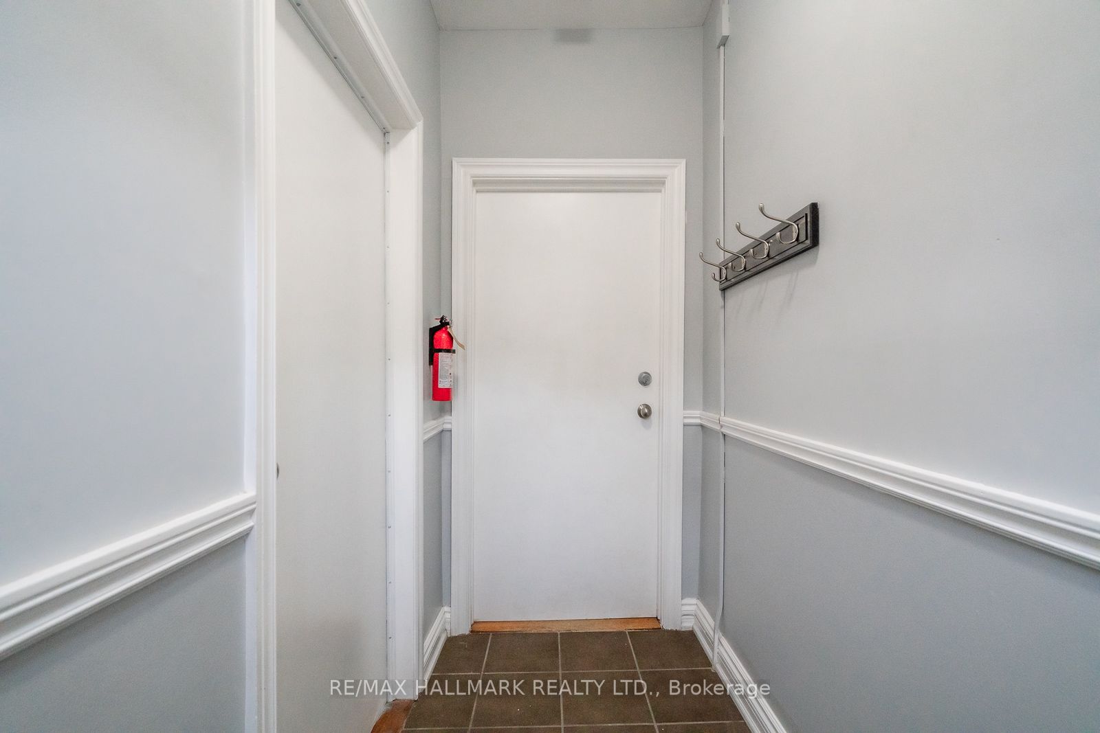 371 Woodbine Ave, #3