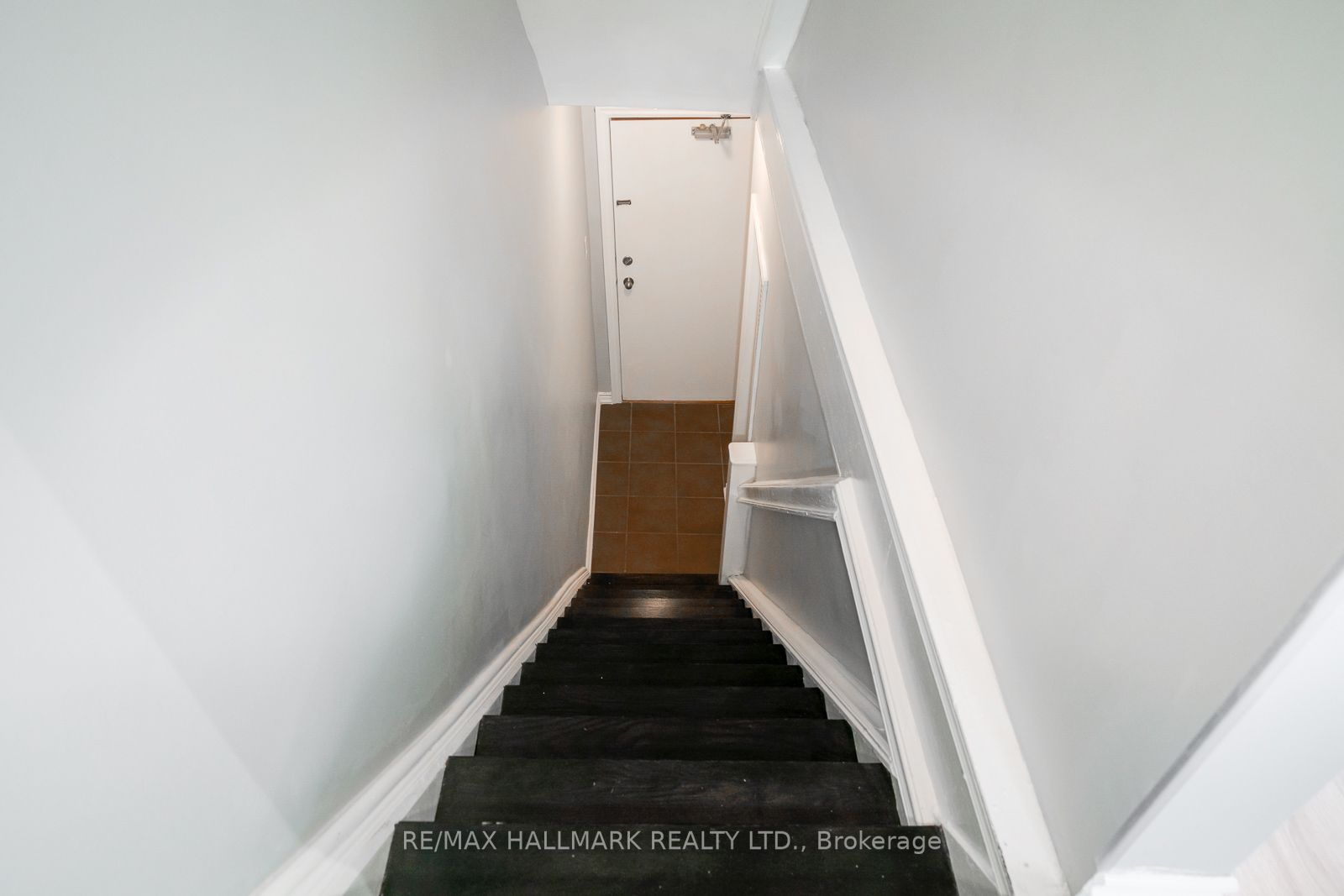 371 Woodbine Ave, #3