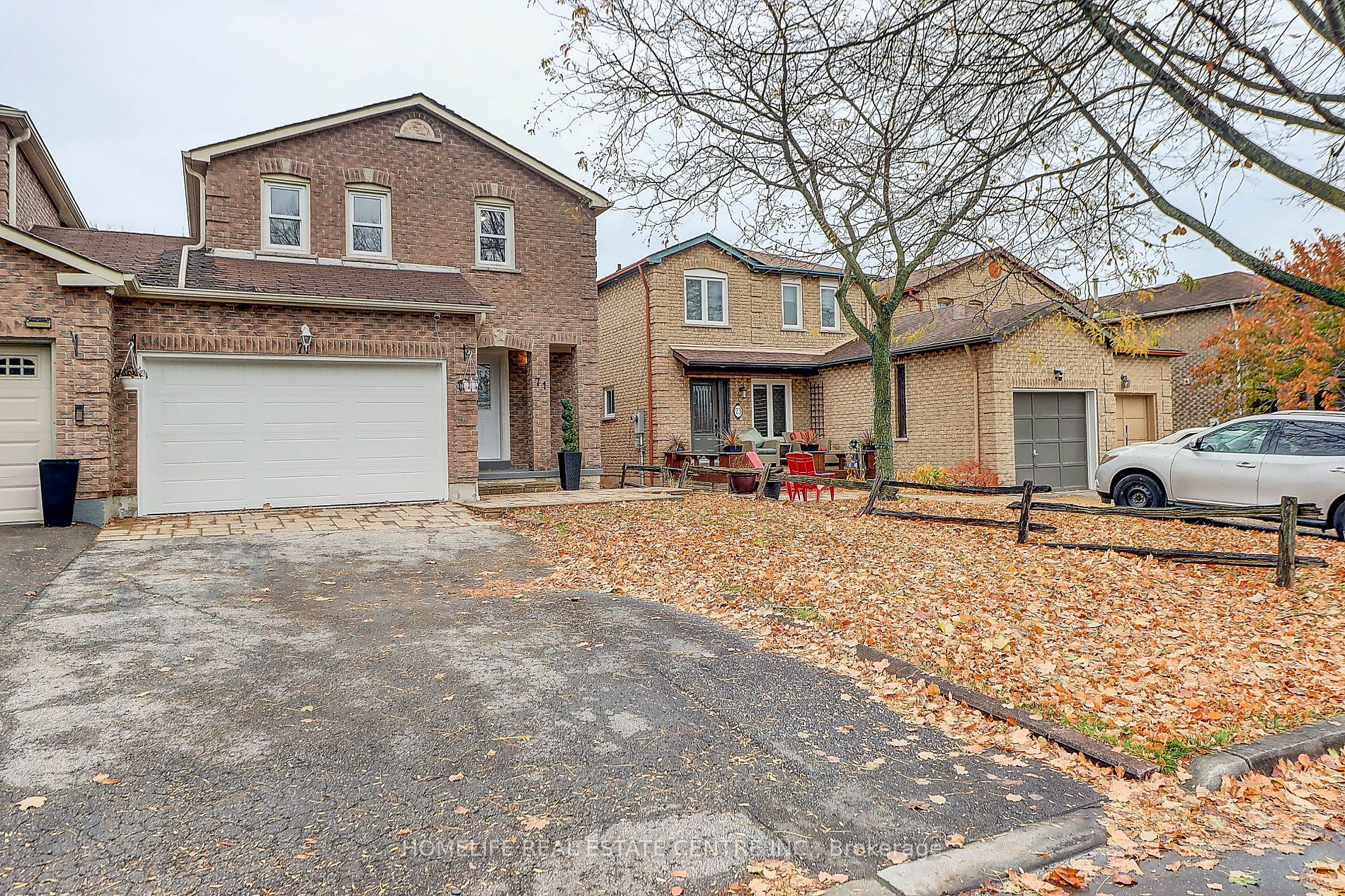 71 Hewitt Cres