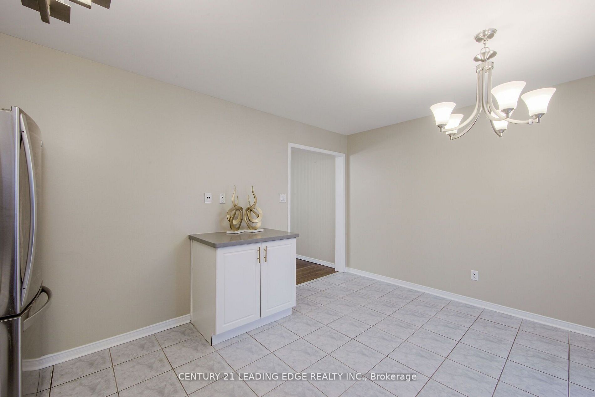 66 Hubbell Dr