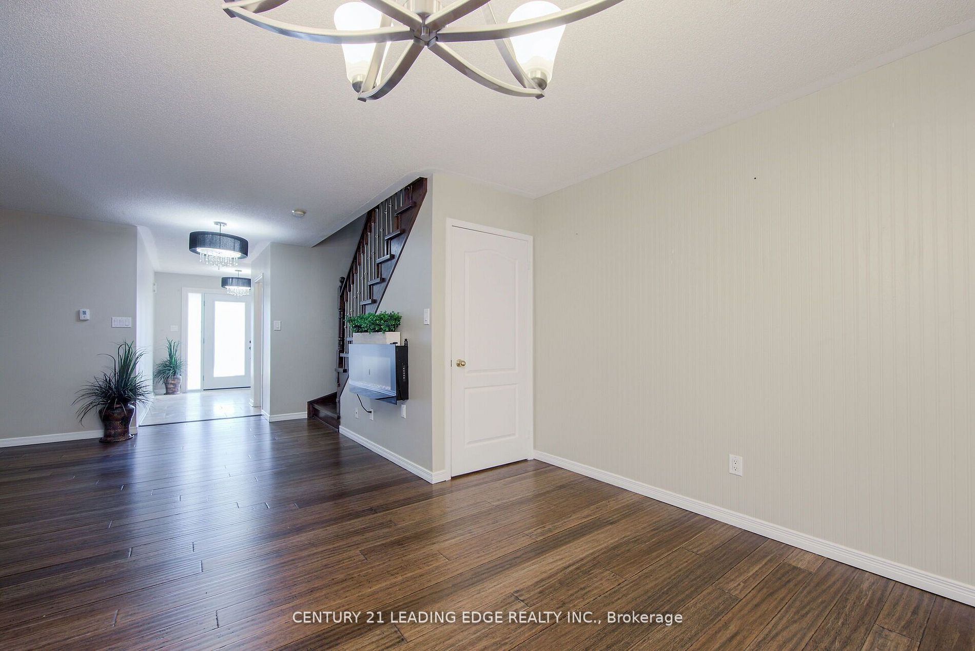 66 Hubbell Dr