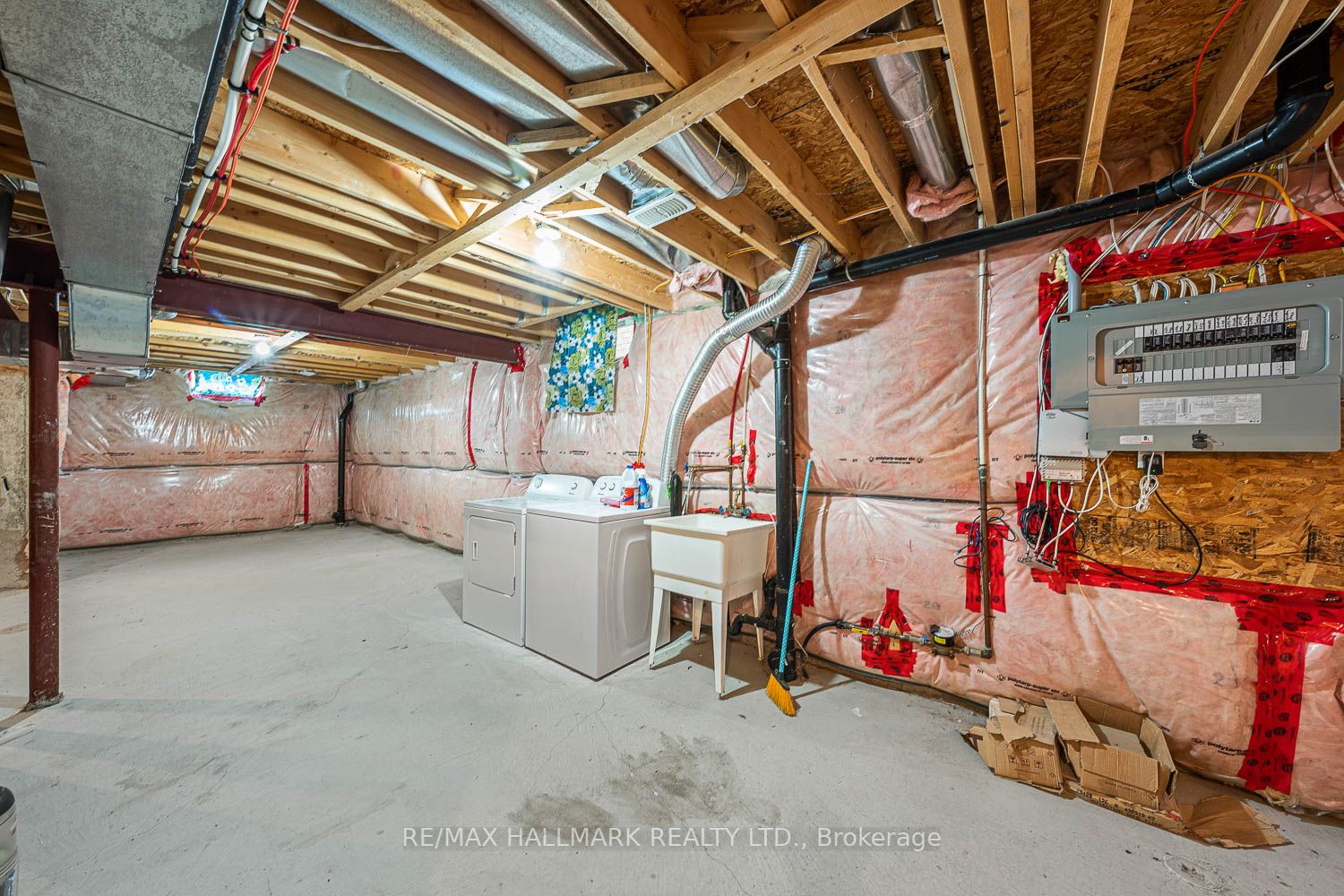 39 Sidney Rundle Ave
