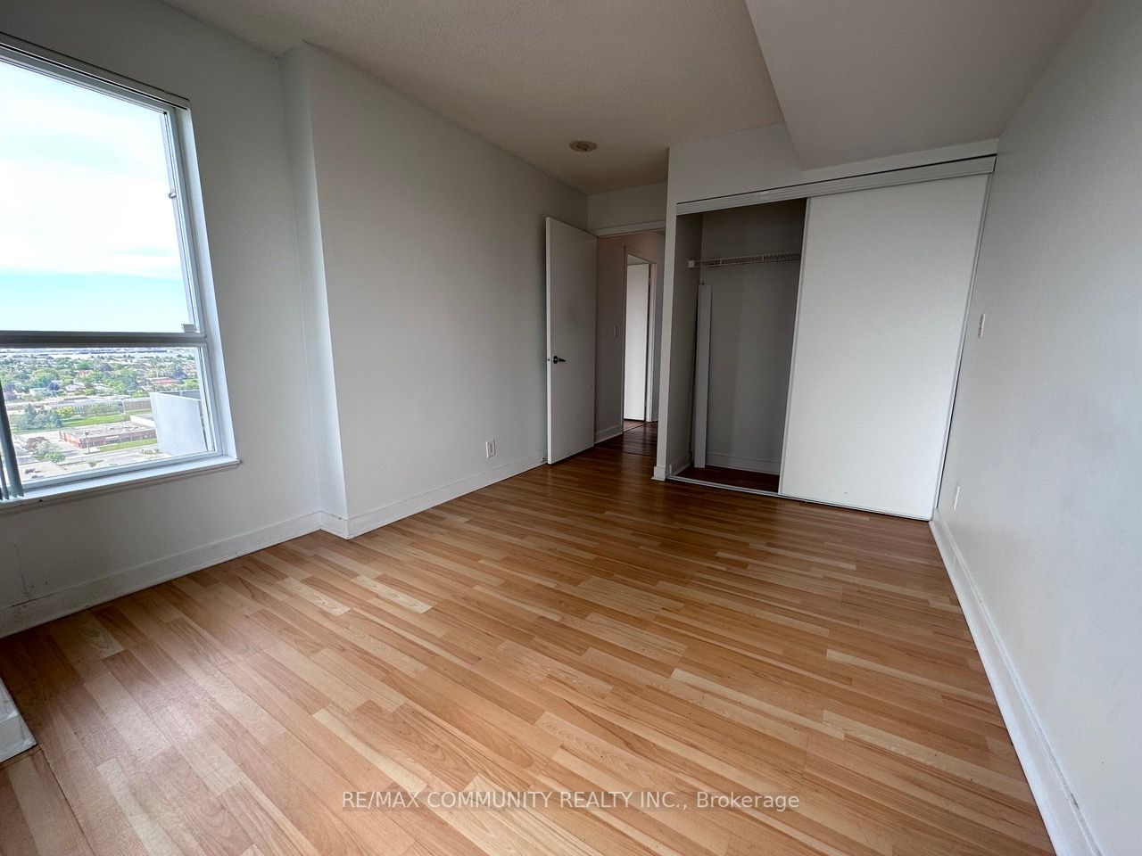 38 Lee Centre Dr, #2612