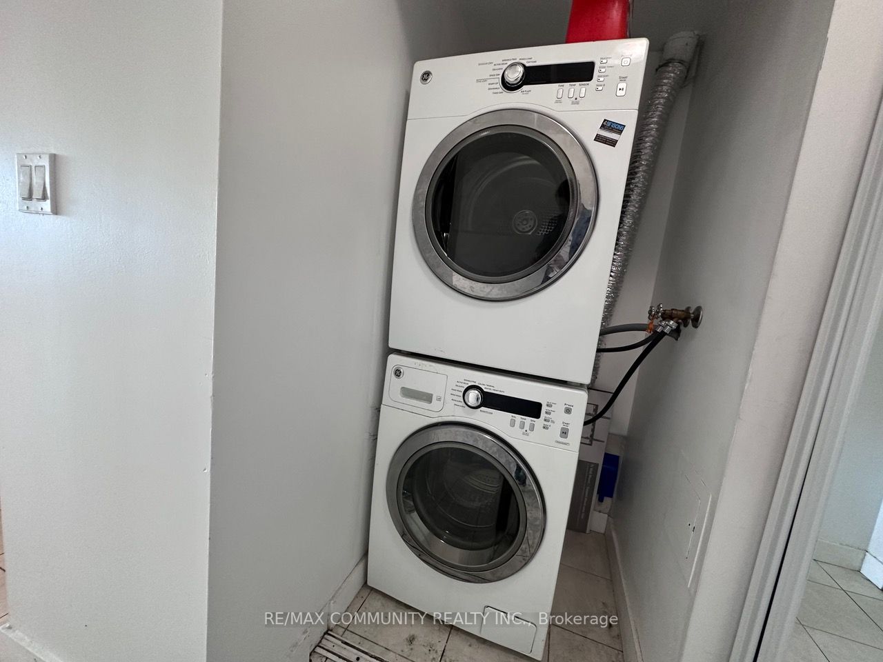 38 Lee Centre Dr, #2612