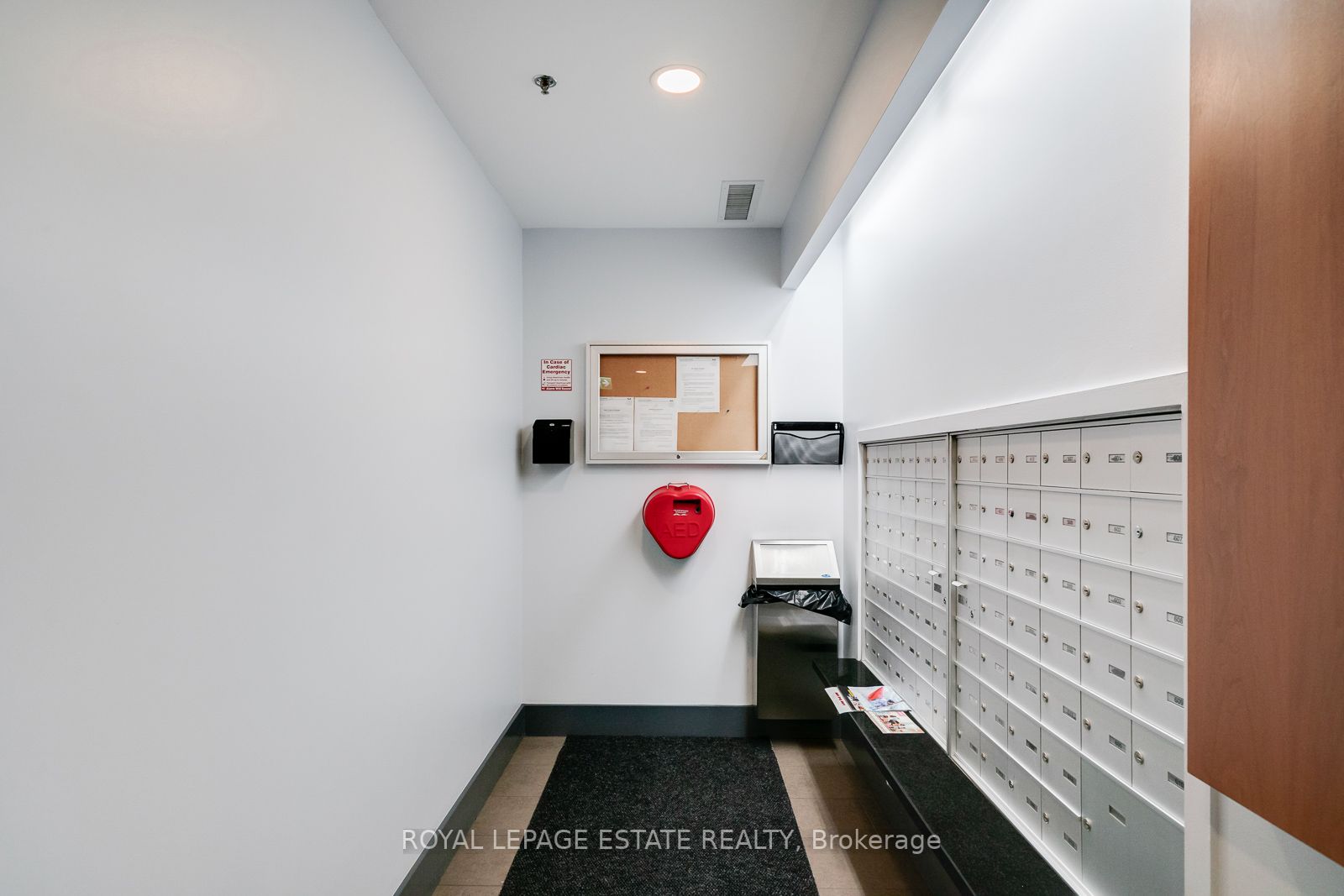 601 Kingston Rd, #410