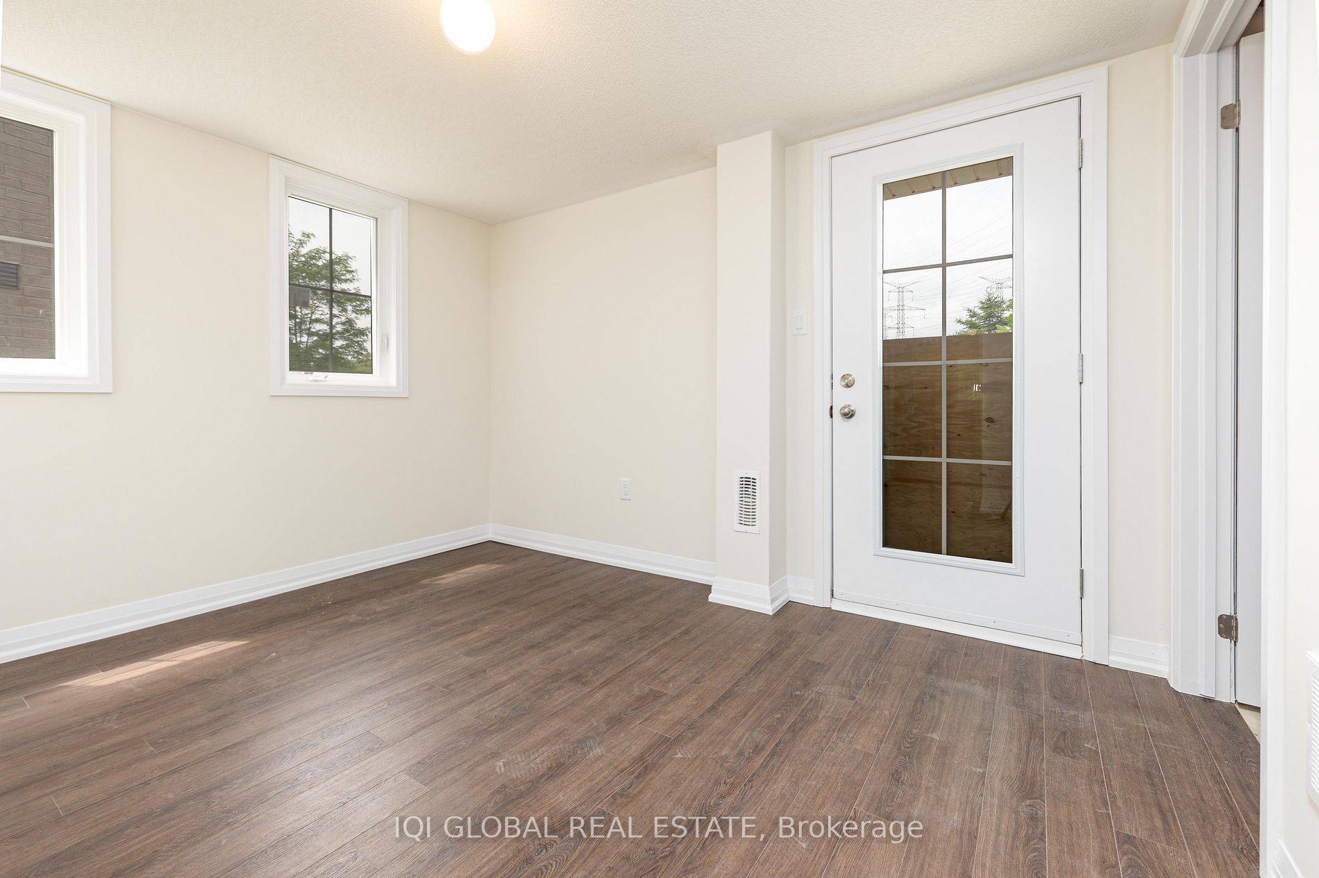 41 Coote Crt
