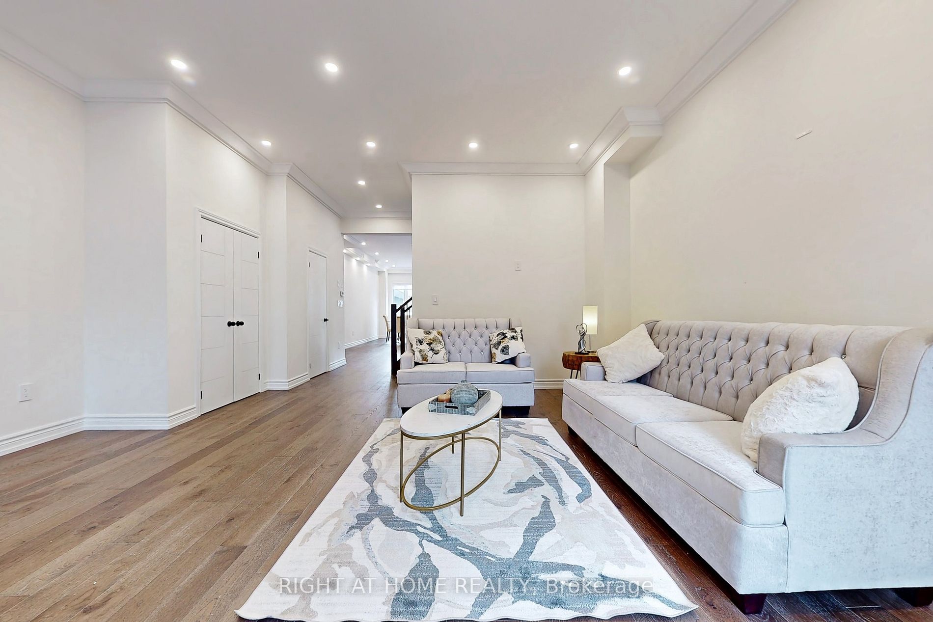 147 Mcintosh St