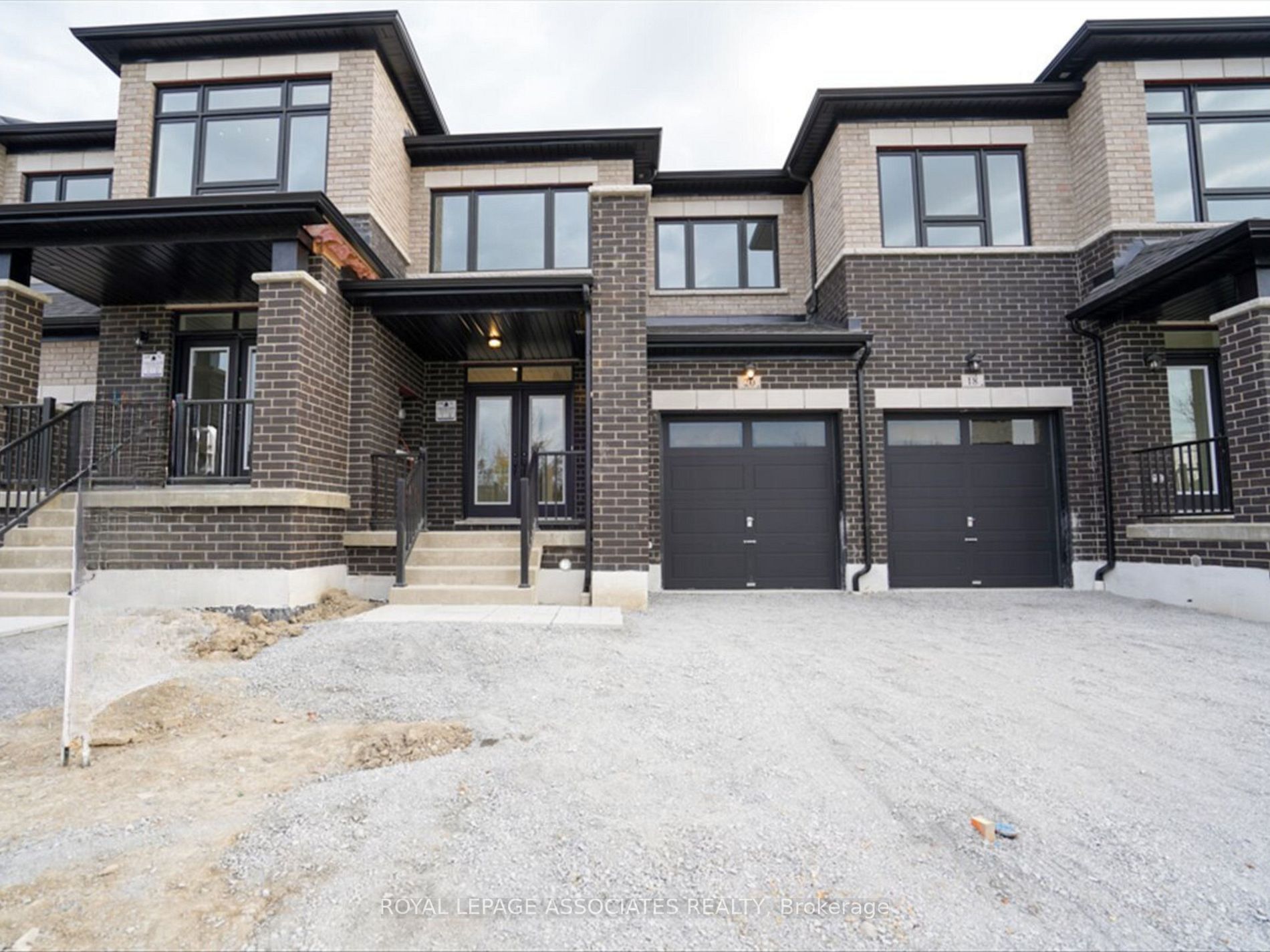 20 Littlewood Dr