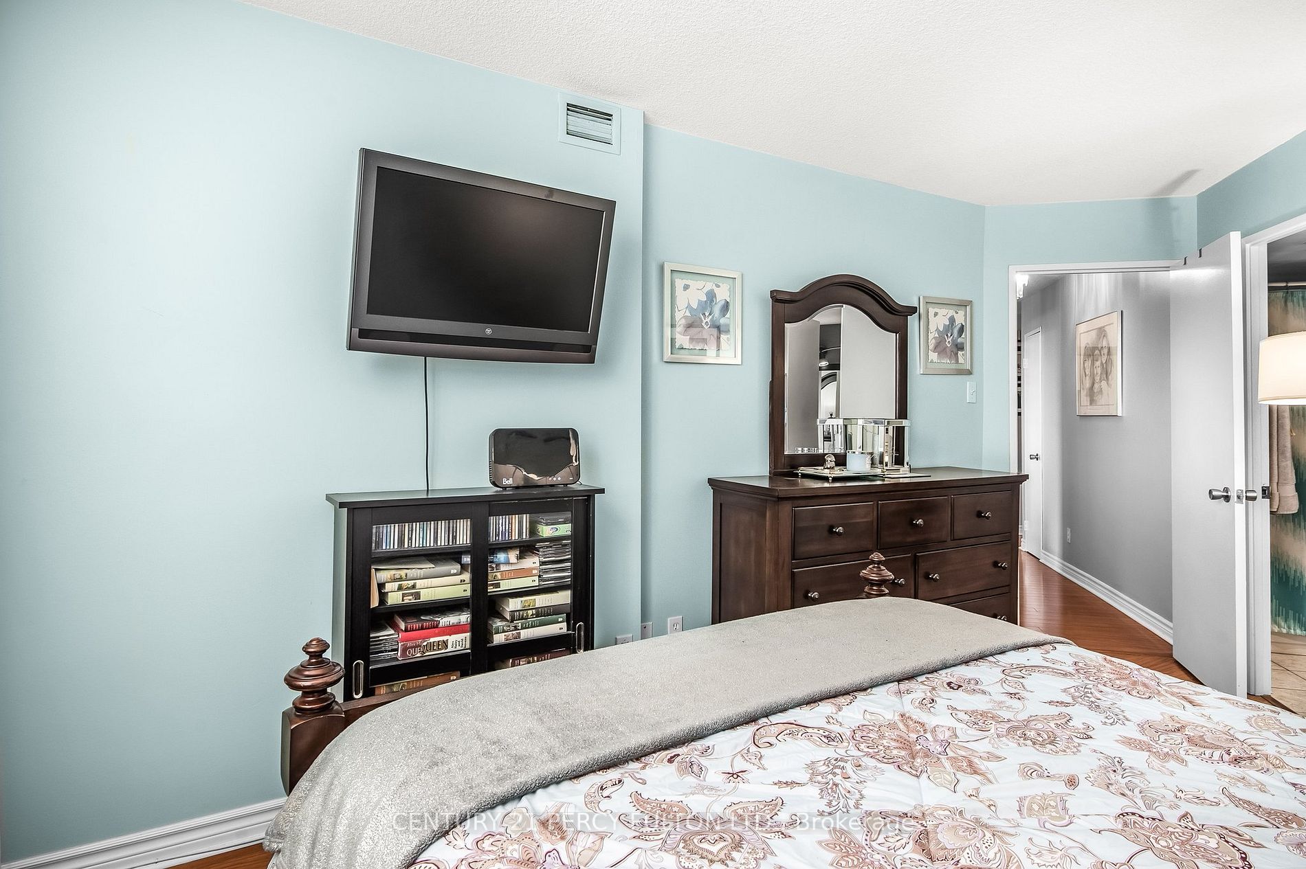 2 Westney Rd, #1011