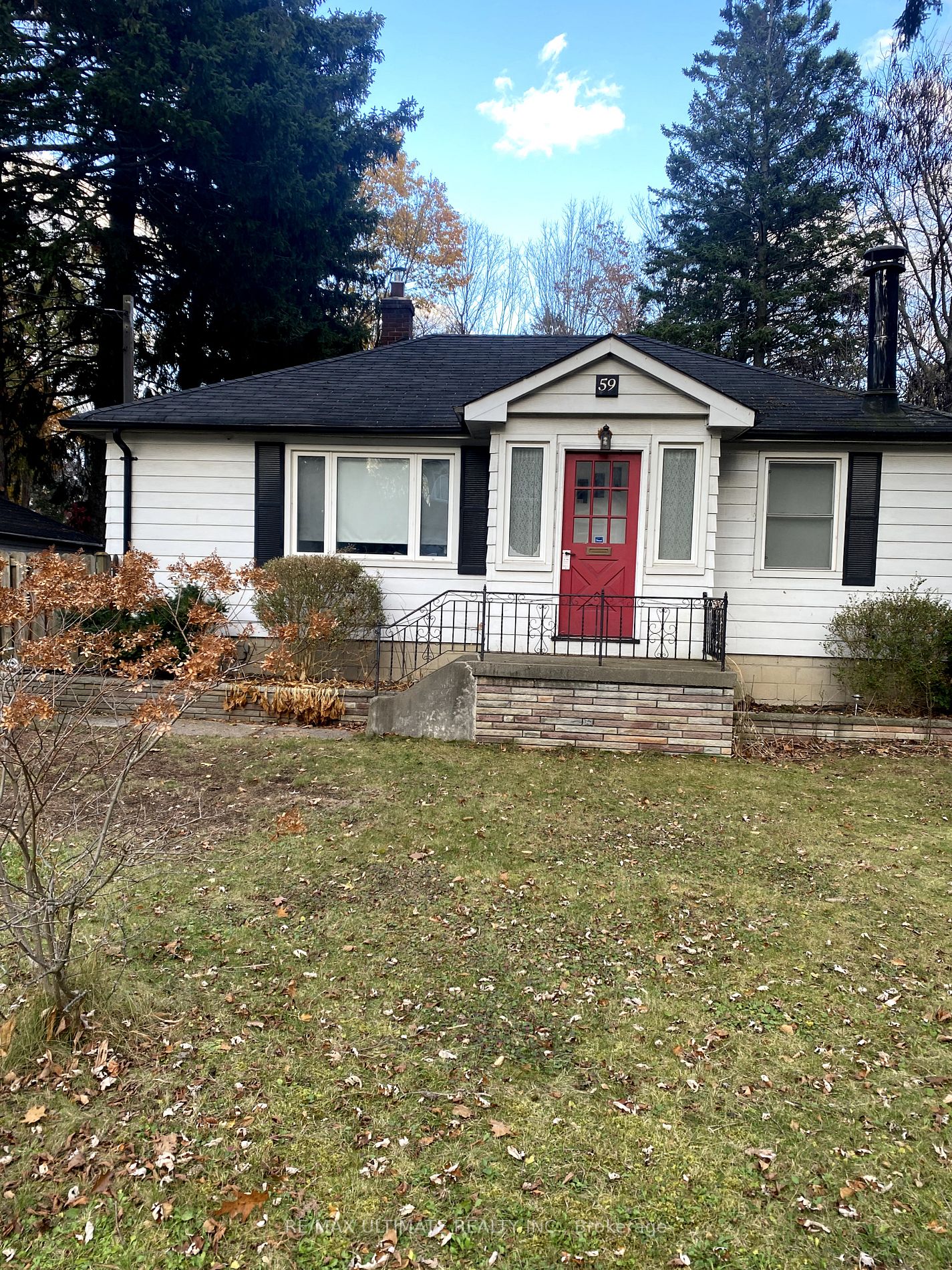59 Minnacote Ave