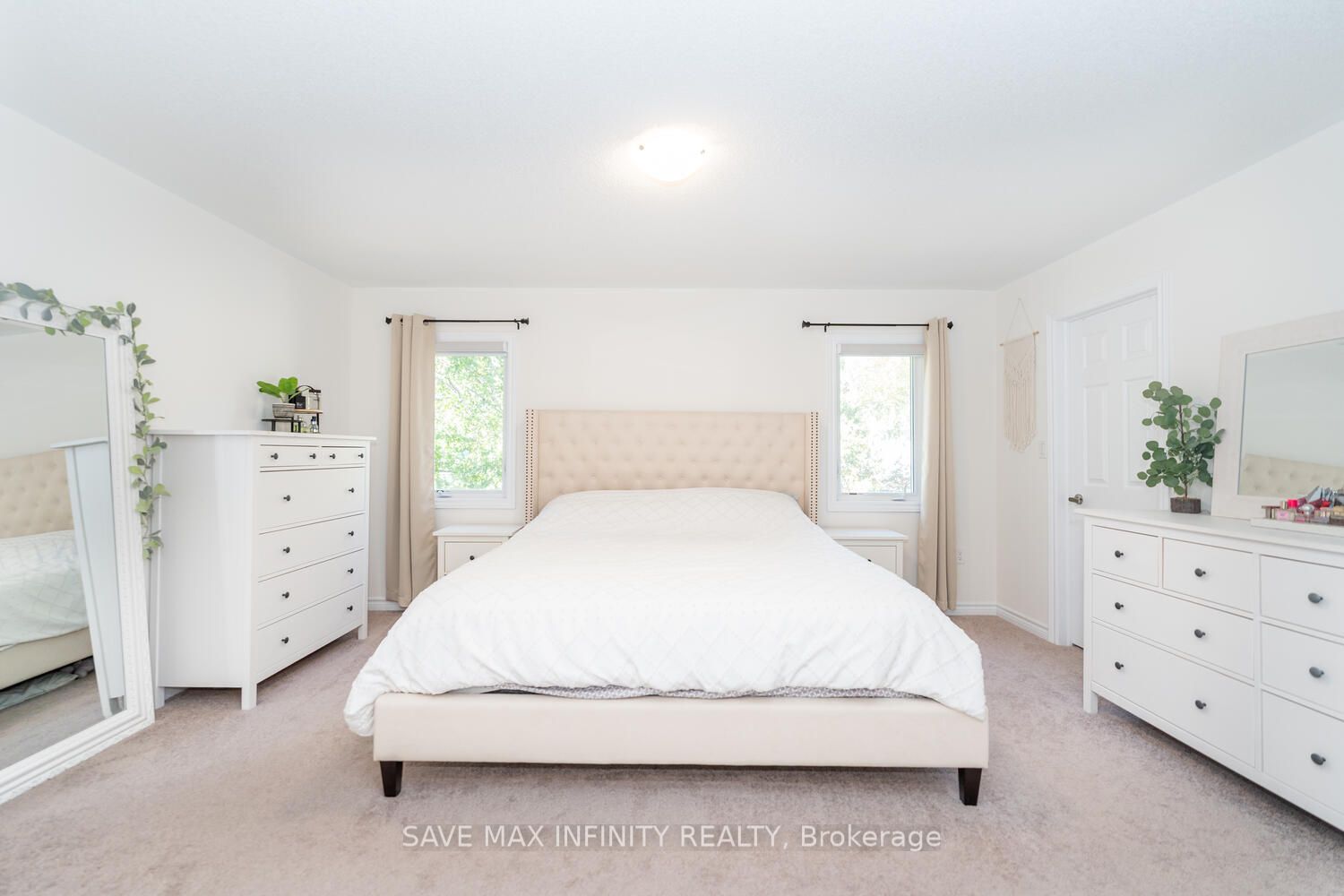 273 Fleetwood Dr