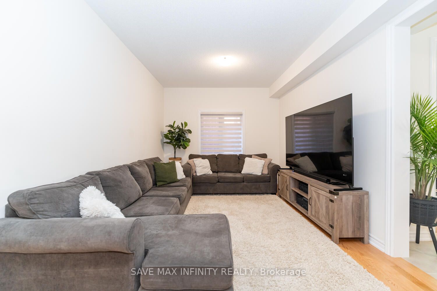 273 Fleetwood Dr