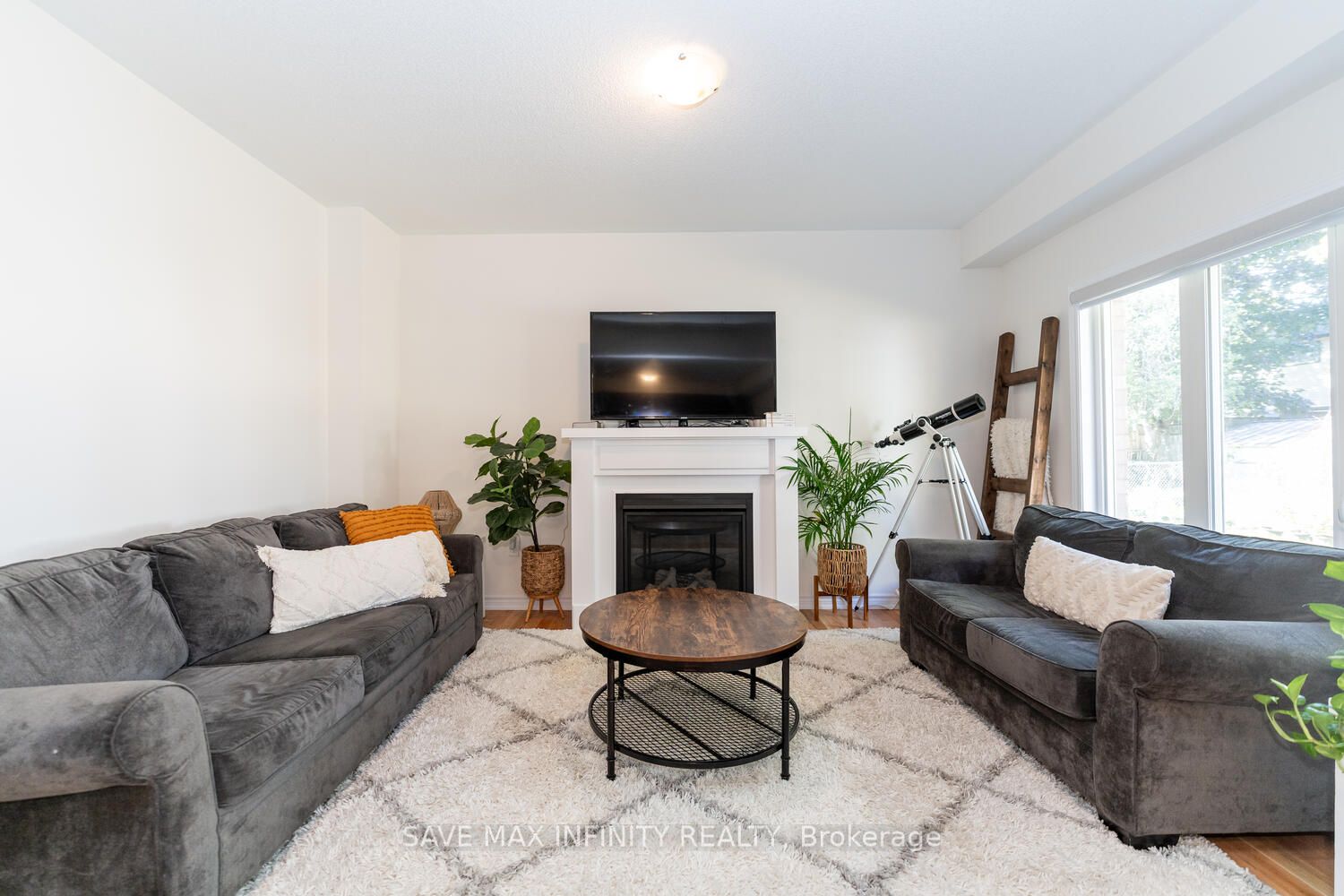 273 Fleetwood Dr