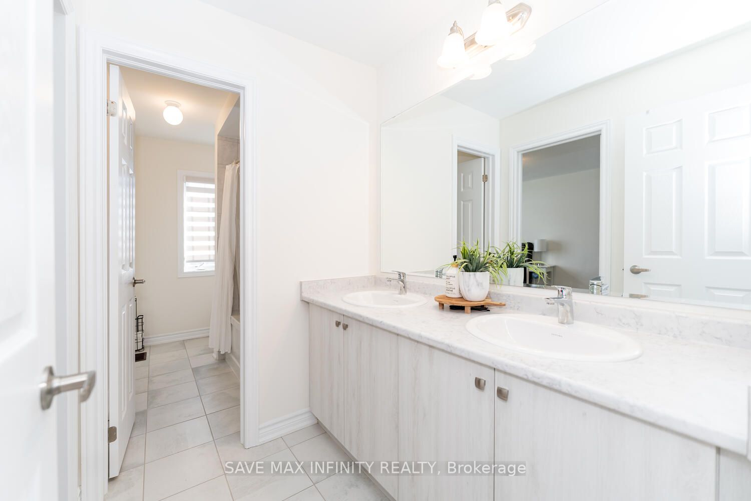 273 Fleetwood Dr
