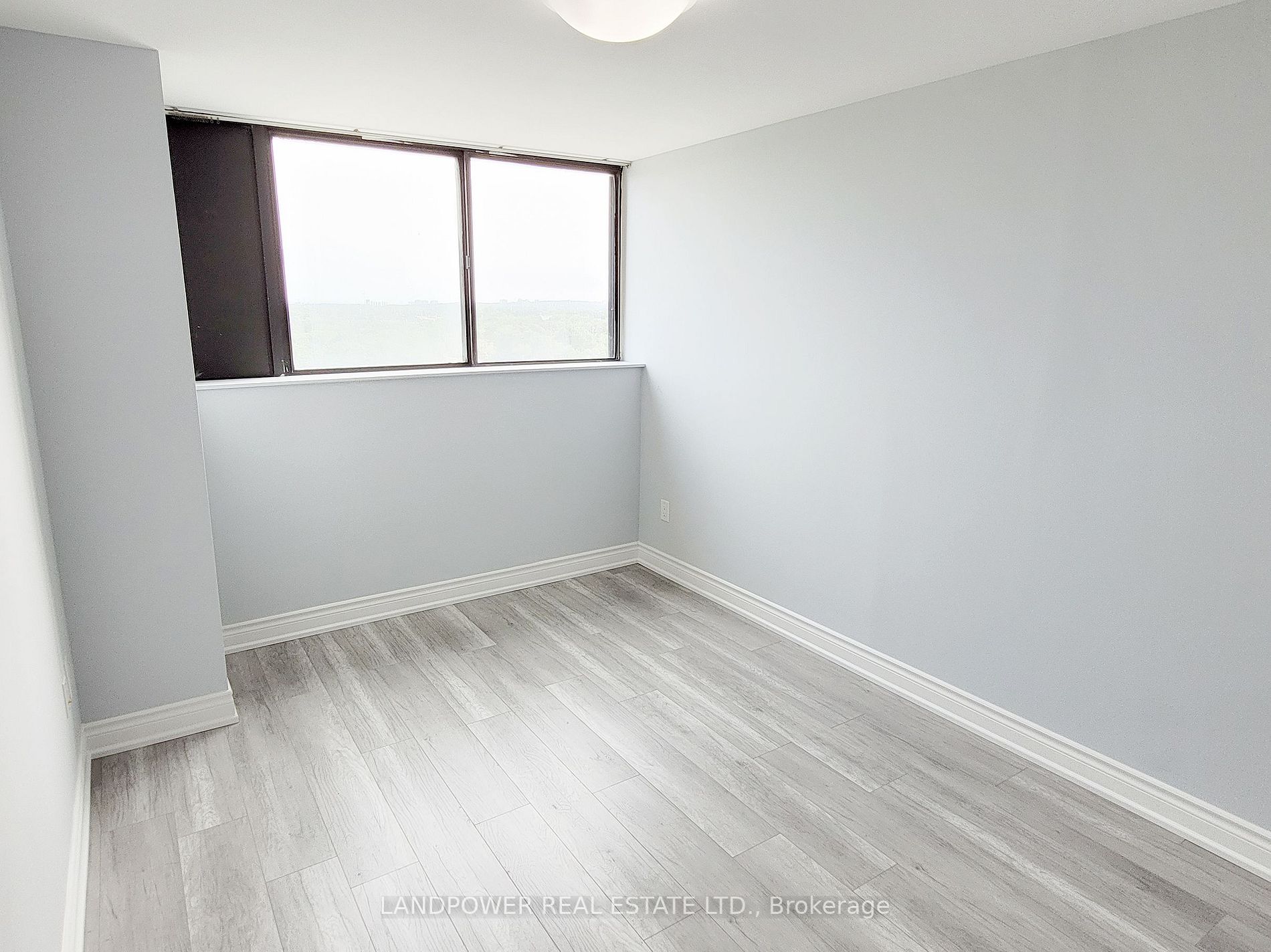 10 Tapscott Rd, #1011