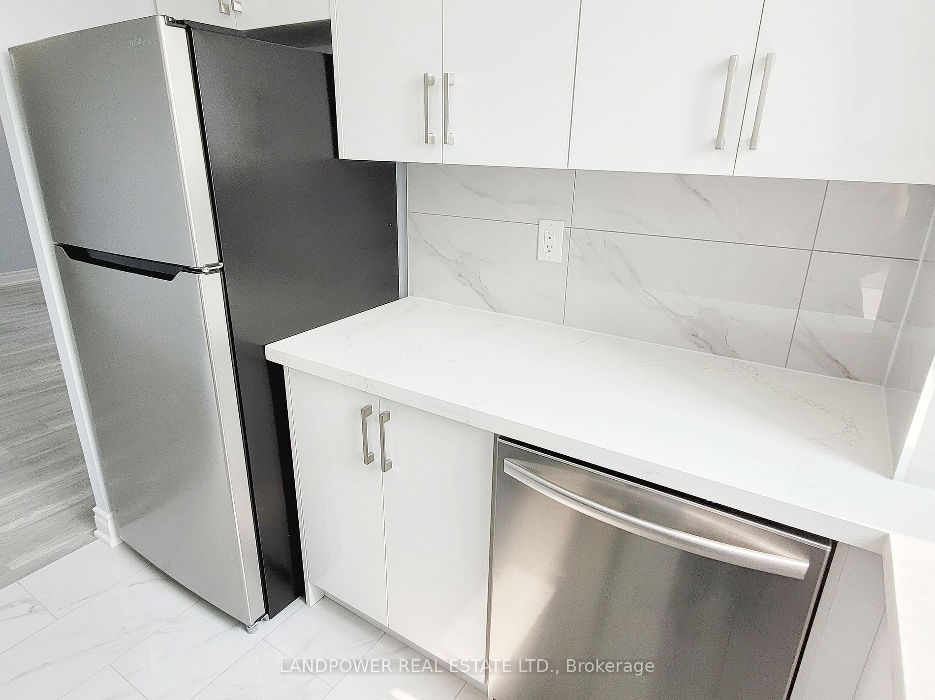 10 Tapscott Rd, #1011